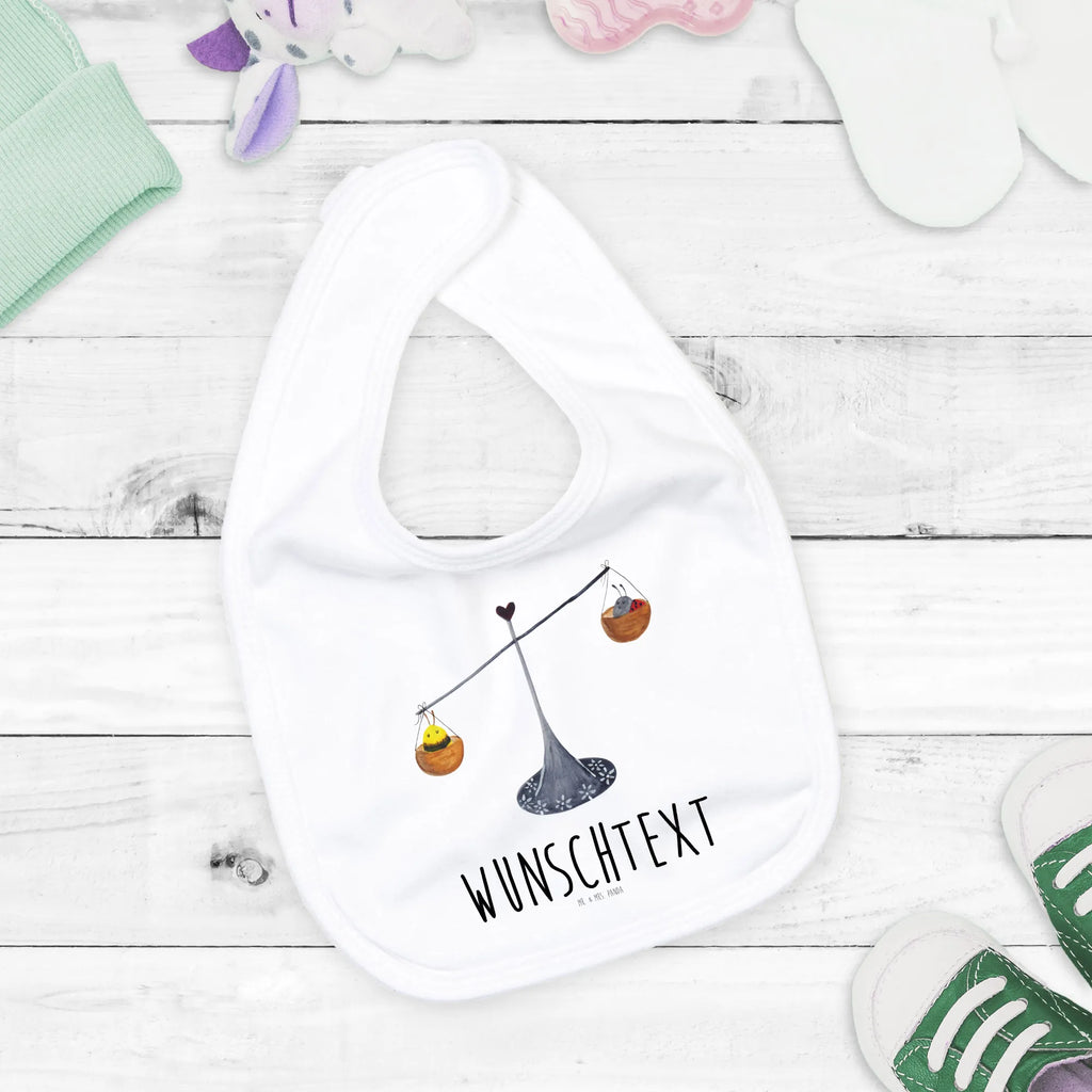 Personalised bib Znak zodiaku waga Babyartikel, Bio Babylätzchen Personalisiert, Babyshower, Dreieckstuch Baby Mit Namen, Neugeborenen Lätzchen Mit Namen, Sabberlätzchen Personalisiert, Lätzchen Mit Initialen, Babyausstattung, Baumwoll Lätzchen Mit Text, Babylatz, Personalisiertes Babylätzchen Für Mädchen, Babyparty, Babykleidung, Lustiges Lätzchen Mit Wunschtext, Personalisiertes Babylätzchen Für Jungen, Spucktuch Baby Mit Name, Eltern, Babylätzchen Mit Text Für Kita Oder Krippe, Geschenkidee Baby Lätzchen Personalisiert, Baby Lätzchen Geschenk Mit Namen, Lätzchen Mit Spruch Und Namen, Baby Halstuch Mit Persönlichem Text, Lätze, Babylätzchen Mit Motiv Und Namen, Baby Erstausstattung, Bedrucktes Babylätzchen Mit Wunschtext, Geschenk Zur Geburt, Baby Lätzchen Mit Wunschtext, Babylätzchen Mit Namen, Babylätzchen Selbst Gestalten, Individuelles Babylätzchen, Babymode, Babylätzchen Für Taufe Personalisiert, Halstuch Für Babys Personalisiert, Handgemachtes Babylätzchen Mit Personalisierung, Kleinkind, Personalisierter Babylätzchen, Babyhalstuch Mit Namen, Kinderkleidung, Lätzchen Mit Datum Oder Spruch, Sternzeichen, Tierkreiszeichen, Horoskop, Astrologie, Aszendent, Waage, Geburtstag Oktober, Marienkäfer, Biene, Waage Sternzeichen, Hummel, Geburtstag September, Geschenk Oktober, Waage Geschenk, Gleichgewicht, Geschenk September