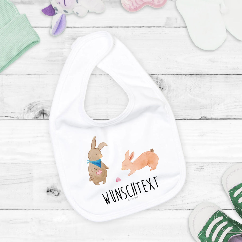 Personalised bib Bunnies with seashell Baby Lätzchen Mit Wunschtext, Kleinkind, Babylätzchen Selbst Gestalten, Dreieckstuch Baby Mit Namen, Babyausstattung, Babylatz, Babyhalstuch Mit Namen, Spucktuch Baby Mit Name, Geschenkidee Baby Lätzchen Personalisiert, Eltern, Baby Erstausstattung, Individuelles Babylätzchen, Neugeborenen Lätzchen Mit Namen, Lätzchen Mit Initialen, Babykleidung, Baby Lätzchen Geschenk Mit Namen, Halstuch Für Babys Personalisiert, Baumwoll Lätzchen Mit Text, Babylätzchen Mit Text Für Kita Oder Krippe, Babyartikel, Babyshower, Babylätzchen Mit Namen, Lätzchen Mit Spruch Und Namen, Baby Halstuch Mit Persönlichem Text, Lätzchen Mit Datum Oder Spruch, Babyparty, Kinderkleidung, Babylätzchen Mit Motiv Und Namen, Lätze, Bedrucktes Babylätzchen Mit Wunschtext, Babymode, Personalisiertes Babylätzchen Für Mädchen, Bio Babylätzchen Personalisiert, Personalisiertes Babylätzchen Für Jungen, Babylätzchen Für Taufe Personalisiert, Handgemachtes Babylätzchen Mit Personalisierung, Lustiges Lätzchen Mit Wunschtext, Personalisierter Babylätzchen, Geschenk Zur Geburt, Sabberlätzchen Personalisiert, Muttertag, Vatertag, Mama, Papa, Oma, Opa, Familie, Schwester, Bruder, Best Friends, Muscheln Sammeln, BFF, Beste Freundin, Meer, Freundin, Freundinnen, Hasen, Muscheln