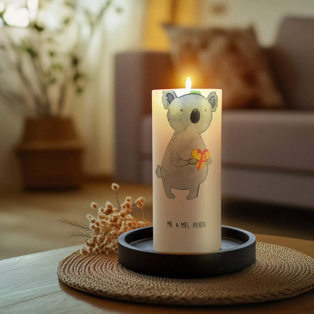 Kerze Koala Geschenk Weihnachtskerze, Osterkerze, Tischkerze, Adventskerze, Dinnerkerze, Geburtskerze, Kerze Mit Motiv, Kerze Mit Spruch, Tafelkerze, Wachskerze, Handgemachte Kerze, Erinnerungslicht, Schmuckkerze, Stumpenkerze, Hochzeitskerze, Grosse Kerze, Dekokerze, Geburtstagskerze, Zylinderkerze, Dekorative Kerze, Wunschkerze, Gartenkerze, Bedruckte Kerze, Erinnerungskerze, Blockkerze, Kommunionskerze, Laternenkerze, Koalabär, Koala, Geburtstag, Geschenk, Party