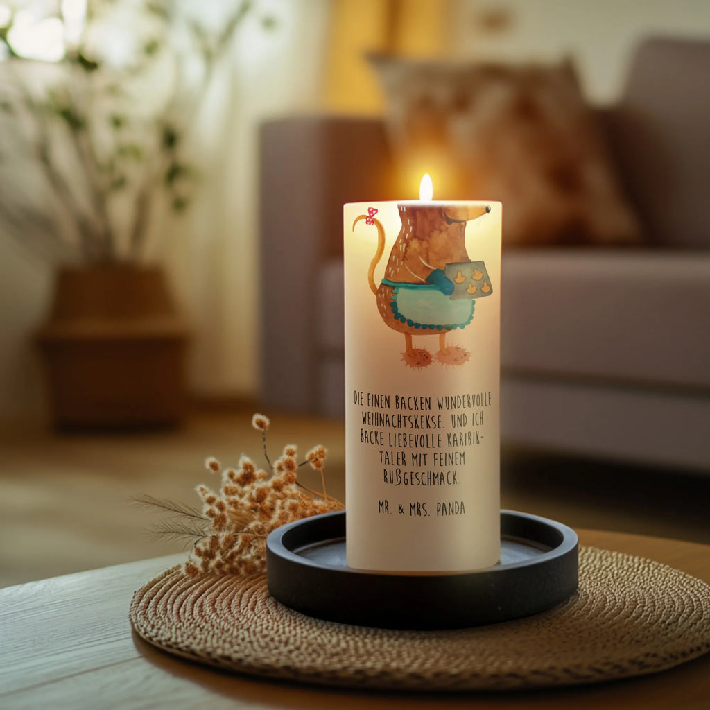 Candle Mouse Cookies Tischkerze, Weihnachtskerze, Kerze Mit Spruch, Stumpenkerze, Schmuckkerze, Osterkerze, Grosse Kerze, Dinnerkerze, Hochzeitskerze, Adventskerze, Handgemachte Kerze, Bedruckte Kerze, Geburtskerze, Geburtstagskerze, Kerze Mit Motiv, Tafelkerze, Wunschkerze, Dekokerze, Erinnerungslicht, Blockkerze, Laternenkerze, Wachskerze, Dekorative Kerze, Gartenkerze, Kommunionskerze, Zylinderkerze, Erinnerungskerze, Weihnachten, Winter, Weihnachtsdeko, Nikolaus, Advent, Heiligabend, Wintermotiv, Plätzchen, Kekse, Backen, Weihnachtsbäckerei, Weihnachtskekse, Maus, Chaosqueen