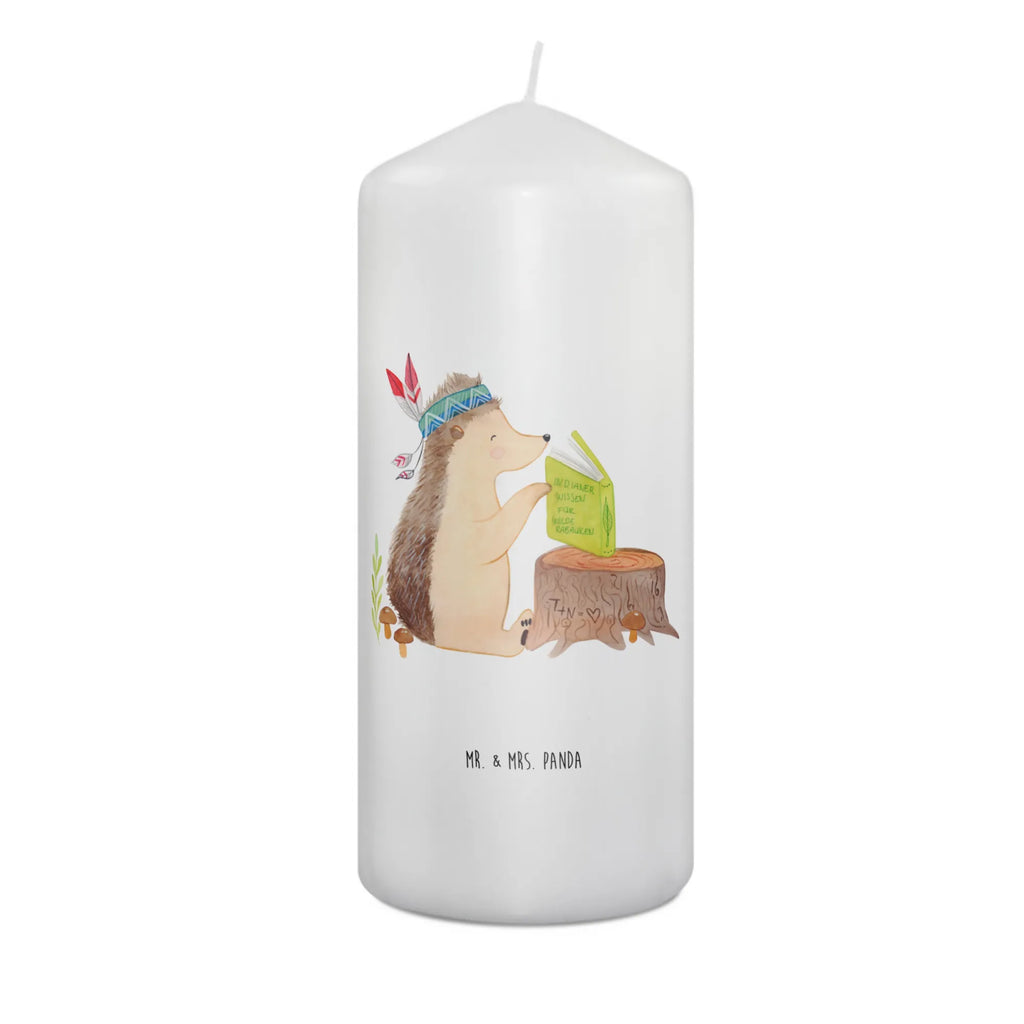 Kerze Igel Indianer Kerze Mit Spruch, Hochzeitskerze, Handgemachte Kerze, Blockkerze, Erinnerungslicht, Tafelkerze, Bedruckte Kerze, Kommunionskerze, Schmuckkerze, Stumpenkerze, Wachskerze, Erinnerungskerze, Adventskerze, Tischkerze, Dinnerkerze, Dekokerze, Dekorative Kerze, Zylinderkerze, Gartenkerze, Wunschkerze, Osterkerze, Grosse Kerze, Kerze Mit Motiv, Laternenkerze, Geburtskerze, Weihnachtskerze, Geburtstagskerze, Tiere, Waldtiere, Lagerfeuer, Camping, Indianer, Igel, Abenteuer