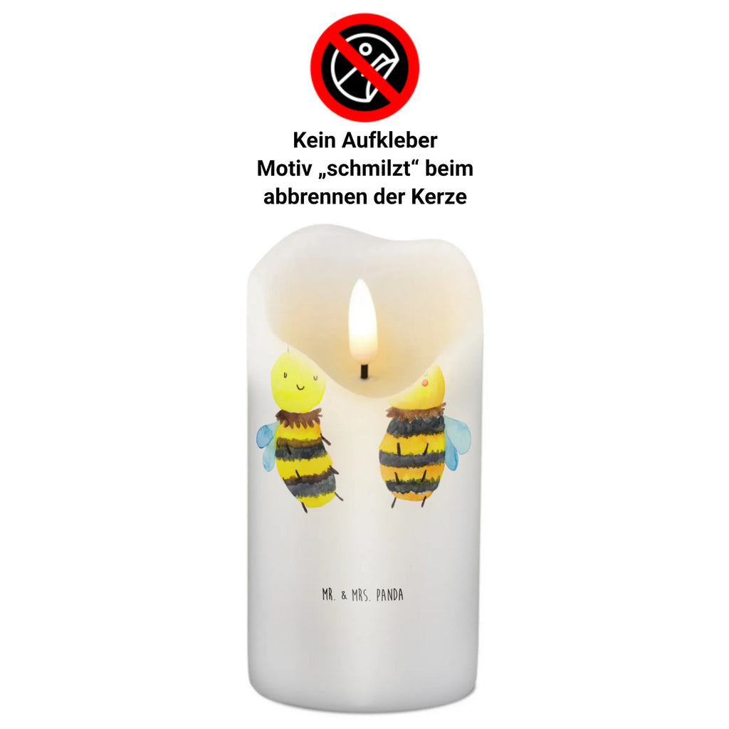 Candle bee In love Gartenkerze, Osterkerze, Kerze Mit Spruch, Kommunionskerze, Geburtstagskerze, Dekokerze, Dekorative Kerze, Tischkerze, Blockkerze, Bedruckte Kerze, Stumpenkerze, Tafelkerze, Erinnerungslicht, Handgemachte Kerze, Adventskerze, Erinnerungskerze, Schmuckkerze, Weihnachtskerze, Hochzeitskerze, Dinnerkerze, Zylinderkerze, Grosse Kerze, Wunschkerze, Kerze Mit Motiv, Geburtskerze, Laternenkerze, Wachskerze, Biene, Wespe, Hummel