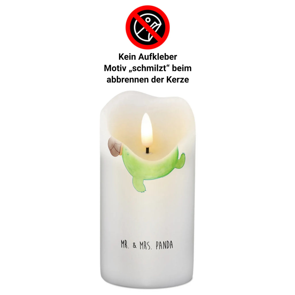 Kerze Schildkröte pfeift Gartenkerze, Laternenkerze, Adventskerze, Tischkerze, Geburtskerze, Dinnerkerze, Osterkerze, Kerze Mit Motiv, Bedruckte Kerze, Blockkerze, Schmuckkerze, Dekorative Kerze, Dekokerze, Handgemachte Kerze, Zylinderkerze, Wunschkerze, Erinnerungslicht, Grosse Kerze, Erinnerungskerze, Stumpenkerze, Kerze Mit Spruch, Tafelkerze, Hochzeitskerze, Geburtstagskerze, Weihnachtskerze, Wachskerze, Kommunionskerze, Schildkröte, Trennung, Neuanfang, Schildkröten, Motivation, Depression, Schildi, Fröhlich, Lebensfreude, Glück