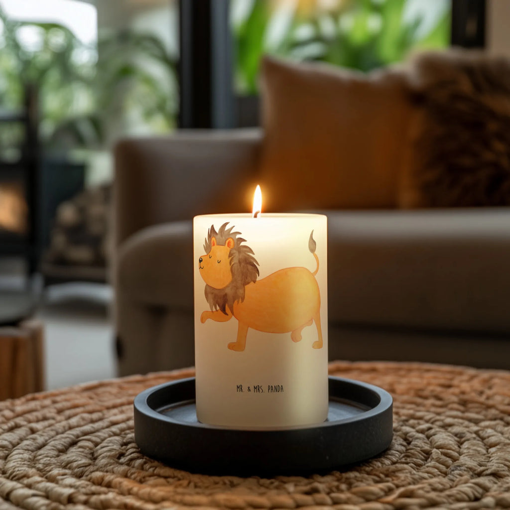 Kerze Sternzeichen Löwe Kerze Mit Spruch, Grosse Kerze, Osterkerze, Blockkerze, Tischkerze, Hochzeitskerze, Geburtskerze, Dinnerkerze, Erinnerungskerze, Bedruckte Kerze, Kerze Mit Motiv, Laternenkerze, Gartenkerze, Kommunionskerze, Dekorative Kerze, Handgemachte Kerze, Stumpenkerze, Schmuckkerze, Dekokerze, Geburtstagskerze, Wunschkerze, Zylinderkerze, Tafelkerze, Wachskerze, Erinnerungslicht, Adventskerze, Weihnachtskerze, Horoskop, Astrologie, Aszendent, Tierkreiszeichen, Sternzeichen, Geschenk August, Geschenk Juli, Geburtstag August, Löwe Sternzeichen, Löwe Geschenk, König Der Tiere, Geburtstag Juli