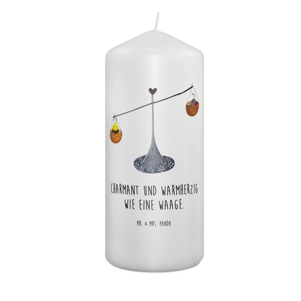 świeca Znak zodiaku waga Bedruckte Kerze, Wunschkerze, Kerze Mit Motiv, Osterkerze, Laternenkerze, Handgemachte Kerze, Blockkerze, Stumpenkerze, Gartenkerze, Tischkerze, Tafelkerze, Weihnachtskerze, Schmuckkerze, Zylinderkerze, Geburtstagskerze, Geburtskerze, Dekokerze, Grosse Kerze, Erinnerungslicht, Hochzeitskerze, Wachskerze, Adventskerze, Dekorative Kerze, Dinnerkerze, Kommunionskerze, Erinnerungskerze, Kerze Mit Spruch, Horoskop, Astrologie, Aszendent, Tierkreiszeichen, Sternzeichen, Geschenk Oktober, Geburtstag Oktober, Geburtstag September, Waage Geschenk, Waage Sternzeichen, Waage, Marienkäfer, Biene, Geschenk September, Gleichgewicht, Hummel