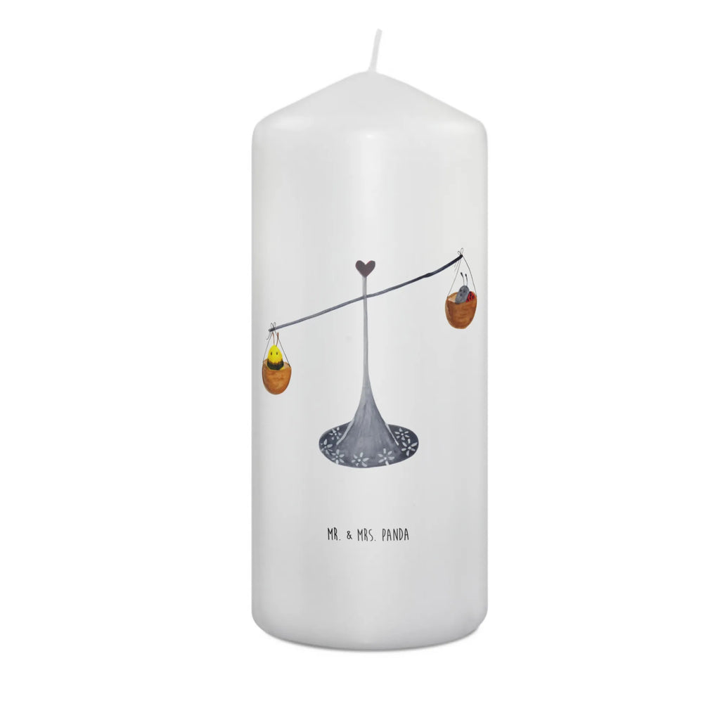 świeca Znak zodiaku waga Bedruckte Kerze, Wunschkerze, Kerze Mit Motiv, Osterkerze, Laternenkerze, Handgemachte Kerze, Blockkerze, Stumpenkerze, Gartenkerze, Tischkerze, Tafelkerze, Weihnachtskerze, Schmuckkerze, Zylinderkerze, Geburtstagskerze, Geburtskerze, Dekokerze, Grosse Kerze, Erinnerungslicht, Hochzeitskerze, Wachskerze, Adventskerze, Dekorative Kerze, Dinnerkerze, Kommunionskerze, Erinnerungskerze, Kerze Mit Spruch, Horoskop, Astrologie, Aszendent, Tierkreiszeichen, Sternzeichen, Geschenk Oktober, Geburtstag Oktober, Geburtstag September, Waage Geschenk, Waage Sternzeichen, Waage, Marienkäfer, Biene, Geschenk September, Gleichgewicht, Hummel