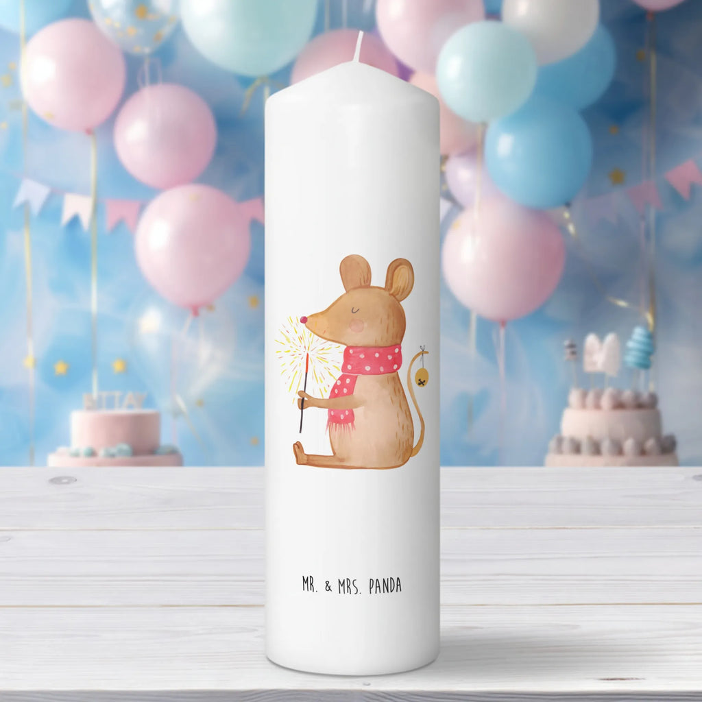 Kerze Weihnachtsmaus Handgemachte Kerze, Laternenkerze, Osterkerze, Tischkerze, Erinnerungskerze, Zylinderkerze, Geburtstagskerze, Wachskerze, Dekorative Kerze, Weihnachtskerze, Hochzeitskerze, Adventskerze, Tafelkerze, Dekokerze, Schmuckkerze, Kerze Mit Motiv, Geburtskerze, Gartenkerze, Wunschkerze, Kerze Mit Spruch, Bedruckte Kerze, Stumpenkerze, Dinnerkerze, Grosse Kerze, Erinnerungslicht, Blockkerze, Kommunionskerze, Weihnachten, Winter, Weihnachtsdeko, Nikolaus, Advent, Heiligabend, Wintermotiv, Maus, Mäuschen, Weihnachtswunder, Weihnachtsgruß, Weihnachtsmotiv, Frohe Weihnachten