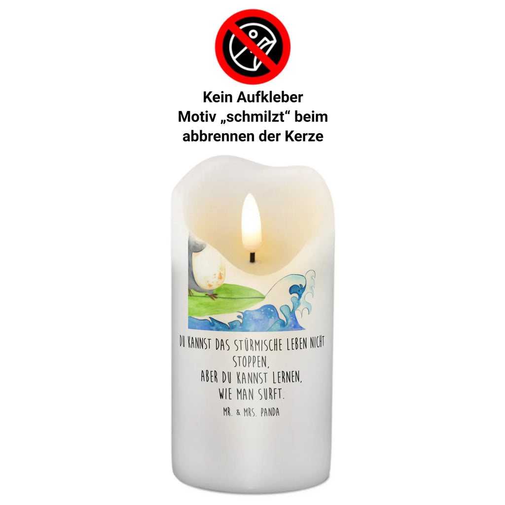 Kerze Pinguin Surfer Blockkerze, Dekokerze, Tischkerze, Hochzeitskerze, Grosse Kerze, Zylinderkerze, Gartenkerze, Geburtskerze, Tafelkerze, Weihnachtskerze, Kerze Mit Motiv, Bedruckte Kerze, Adventskerze, Erinnerungskerze, Laternenkerze, Handgemachte Kerze, Stumpenkerze, Wunschkerze, Erinnerungslicht, Wachskerze, Dekorative Kerze, Geburtstagskerze, Osterkerze, Kerze Mit Spruch, Dinnerkerze, Kommunionskerze, Schmuckkerze, Pinguin, Urlaub, Wellen, Surfen, Surfer, Hawaii, Wellen Reiten, Pinguine, Portugal