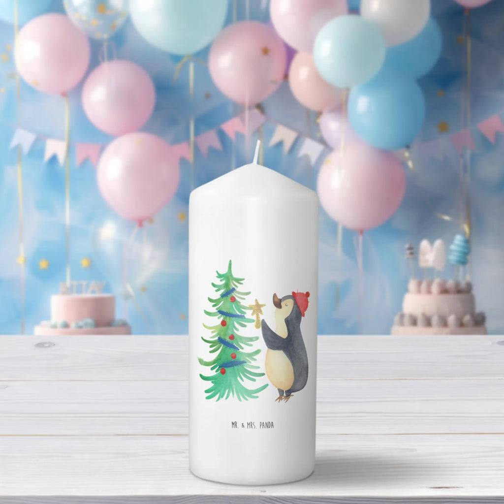 Kerze Pinguin Weihnachtsbaum Kerze Mit Motiv, Geburtstagskerze, Tafelkerze, Grosse Kerze, Zylinderkerze, Tischkerze, Dekorative Kerze, Kommunionskerze, Handgemachte Kerze, Wachskerze, Stumpenkerze, Dinnerkerze, Gartenkerze, Erinnerungskerze, Laternenkerze, Hochzeitskerze, Blockkerze, Geburtskerze, Erinnerungslicht, Wunschkerze, Osterkerze, Kerze Mit Spruch, Weihnachtskerze, Adventskerze, Schmuckkerze, Bedruckte Kerze, Dekokerze, Weihnachten, Winter, Weihnachtsdeko, Nikolaus, Advent, Heiligabend, Wintermotiv, Pinguin