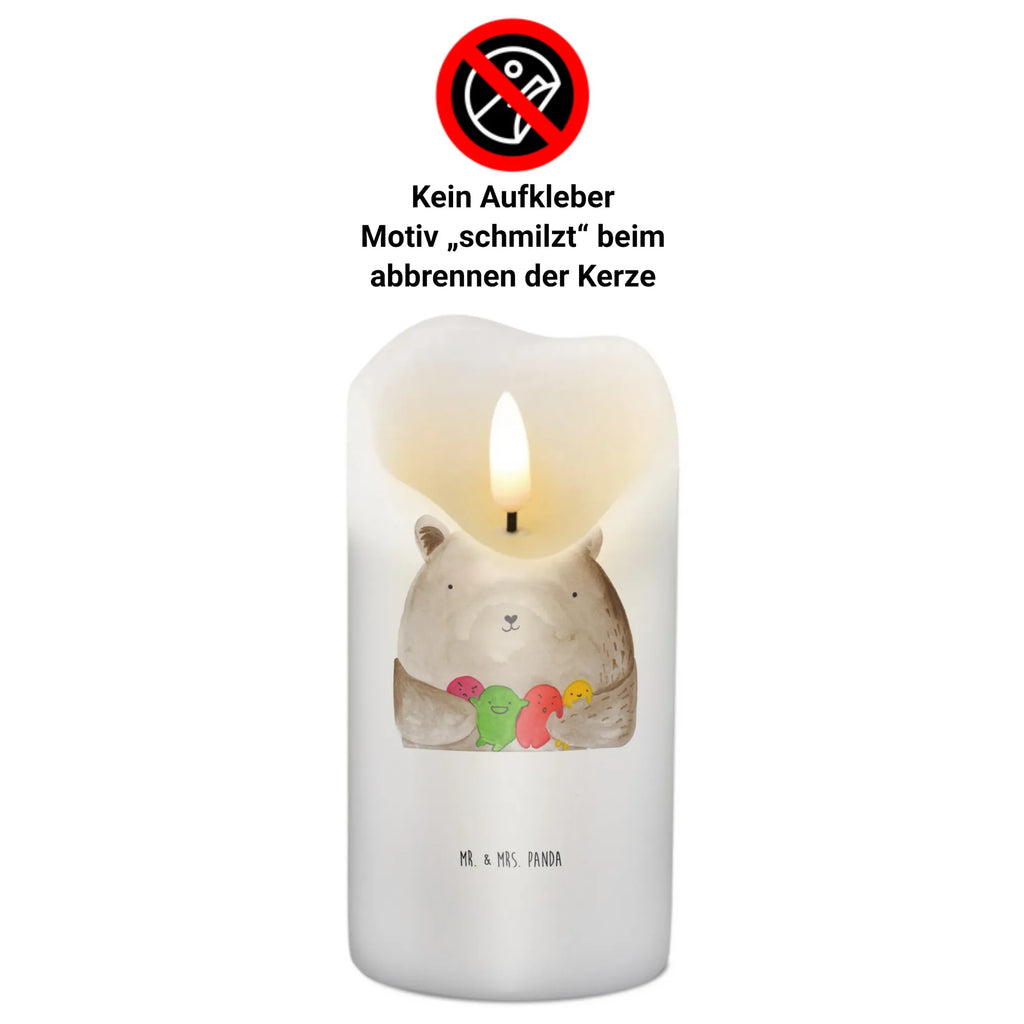 Kerze Bär Gefühl Schmuckkerze, Osterkerze, Erinnerungslicht, Tischkerze, Kommunionskerze, Bedruckte Kerze, Grosse Kerze, Dekokerze, Hochzeitskerze, Dinnerkerze, Laternenkerze, Tafelkerze, Stumpenkerze, Erinnerungskerze, Handgemachte Kerze, Weihnachtskerze, Dekorative Kerze, Adventskerze, Blockkerze, Gartenkerze, Wachskerze, Zylinderkerze, Wunschkerze, Geburtskerze, Geburtstagskerze, Kerze Mit Motiv, Kerze Mit Spruch, Teddybär, Teddy, Bär, Durchgedreht, Wahnsinn, Verrückt