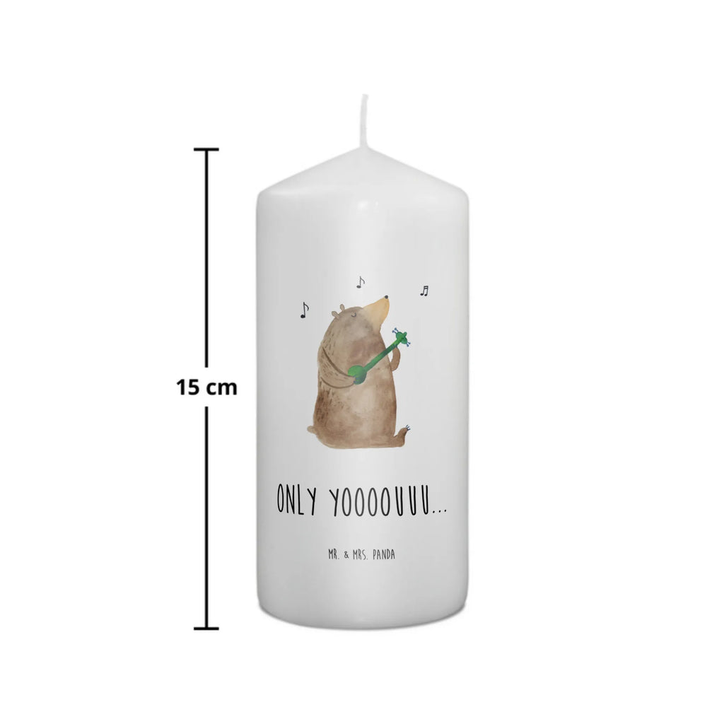 Kerze Bär Gitarre Osterkerze, Dinnerkerze, Wunschkerze, Tafelkerze, Geburtstagskerze, Kommunionskerze, Hochzeitskerze, Schmuckkerze, Weihnachtskerze, Bedruckte Kerze, Grosse Kerze, Blockkerze, Dekorative Kerze, Zylinderkerze, Geburtskerze, Wachskerze, Kerze Mit Spruch, Kerze Mit Motiv, Dekokerze, Tischkerze, Adventskerze, Handgemachte Kerze, Erinnerungskerze, Stumpenkerze, Laternenkerze, Erinnerungslicht, Gartenkerze, Teddybär, Teddy, Bär