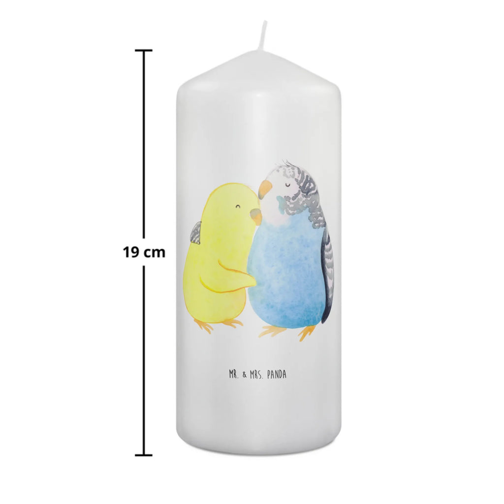 Candle Parakeets in love Metall-Kerze, Laternenkerze, Tafelkerze, Fair-Trade-Kerze, Kerze Für Geburtstag, Grabkerze, Dinnerkerzenpaar, Handgemachte Kerze, Kerze Für Taufe, Kerze Mit Fotoeinleger, Outdoor-Kerze, Kerze Mit Gravur, Kerze Mit Motiv, Kerze Für Hochzeit, Streukerze, Duftkerze, Kerze Mit Duft, Stumpenkerze, Votivkerze, Blockkerze, Kerze Als Gastgeschenk, Dinnerkerze, Sojawachskerze, Glas-Kerze, Kerze Mit Prägung, Gartenkerze, Stumpenkerzen-Set, Tischkerze, Kerze Für Weihnachten, Stearin­kerze, Trauerkerze, Kerze Für Advent, Kerze Für Ostern, Bio-Kerze, Handgegossene Kerze, Kerze Ohne Duft, Kerze Mit Namensgravur, Stabkerze, Kerze Für Firmung, Teelicht, Gedenkkerze, Grablicht, Kerze, Kerze Für Kommunion, Andachtskerze, Kerze Mit Spruch, Liebe, Partner, Freund, Freundin, Ehemann, Ehefrau, Heiraten, Verlobung, Heiratsantrag, Liebesgeschenk, Jahrestag, Hocheitstag, Vögel, Wellensittich, Vertrauen, Nähe, Kuscheln