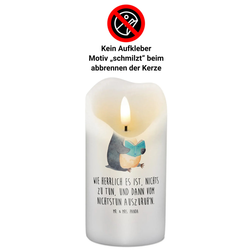 Kerze Pinguin Buch Kommunionskerze, Wachskerze, Adventskerze, Stumpenkerze, Osterkerze, Schmuckkerze, Dekokerze, Bedruckte Kerze, Blockkerze, Tischkerze, Gartenkerze, Handgemachte Kerze, Laternenkerze, Dekorative Kerze, Erinnerungslicht, Kerze Mit Motiv, Grosse Kerze, Erinnerungskerze, Hochzeitskerze, Zylinderkerze, Geburtstagskerze, Kerze Mit Spruch, Wunschkerze, Dinnerkerze, Geburtskerze, Tafelkerze, Weihnachtskerze, Pinguin, Urlaub, Lesen, Bücherwurm, Pinguine, Nichtstun, Freizeit, Faulenzen, Buch, Ferien