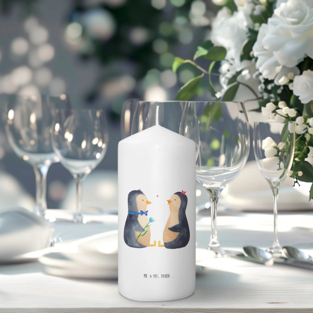 Kerze Pinguin Pärchen Dekorative Kerze, Weihnachtskerze, Zylinderkerze, Wunschkerze, Gartenkerze, Stumpenkerze, Kommunionskerze, Tischkerze, Grosse Kerze, Kerze Mit Spruch, Bedruckte Kerze, Erinnerungslicht, Handgemachte Kerze, Wachskerze, Adventskerze, Geburtstagskerze, Dekokerze, Hochzeitskerze, Geburtskerze, Schmuckkerze, Erinnerungskerze, Osterkerze, Dinnerkerze, Kerze Mit Motiv, Tafelkerze, Laternenkerze, Blockkerze, Pinguin, Liebespaar, Liebe, Liebesbeweis, Traumpaar, Liebesgeschenk, Hochzeitstag, Verlobung, Pinguine, Hochzeit, Hochzeitsgeschenk, Große Liebe, Jahrestag