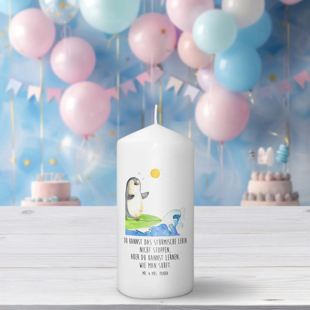 Kerze Pinguin Surfer Blockkerze, Dekokerze, Tischkerze, Hochzeitskerze, Grosse Kerze, Zylinderkerze, Gartenkerze, Geburtskerze, Tafelkerze, Weihnachtskerze, Kerze Mit Motiv, Bedruckte Kerze, Adventskerze, Erinnerungskerze, Laternenkerze, Handgemachte Kerze, Stumpenkerze, Wunschkerze, Erinnerungslicht, Wachskerze, Dekorative Kerze, Geburtstagskerze, Osterkerze, Kerze Mit Spruch, Dinnerkerze, Kommunionskerze, Schmuckkerze, Pinguin, Urlaub, Wellen, Surfen, Surfer, Hawaii, Wellen Reiten, Pinguine, Portugal