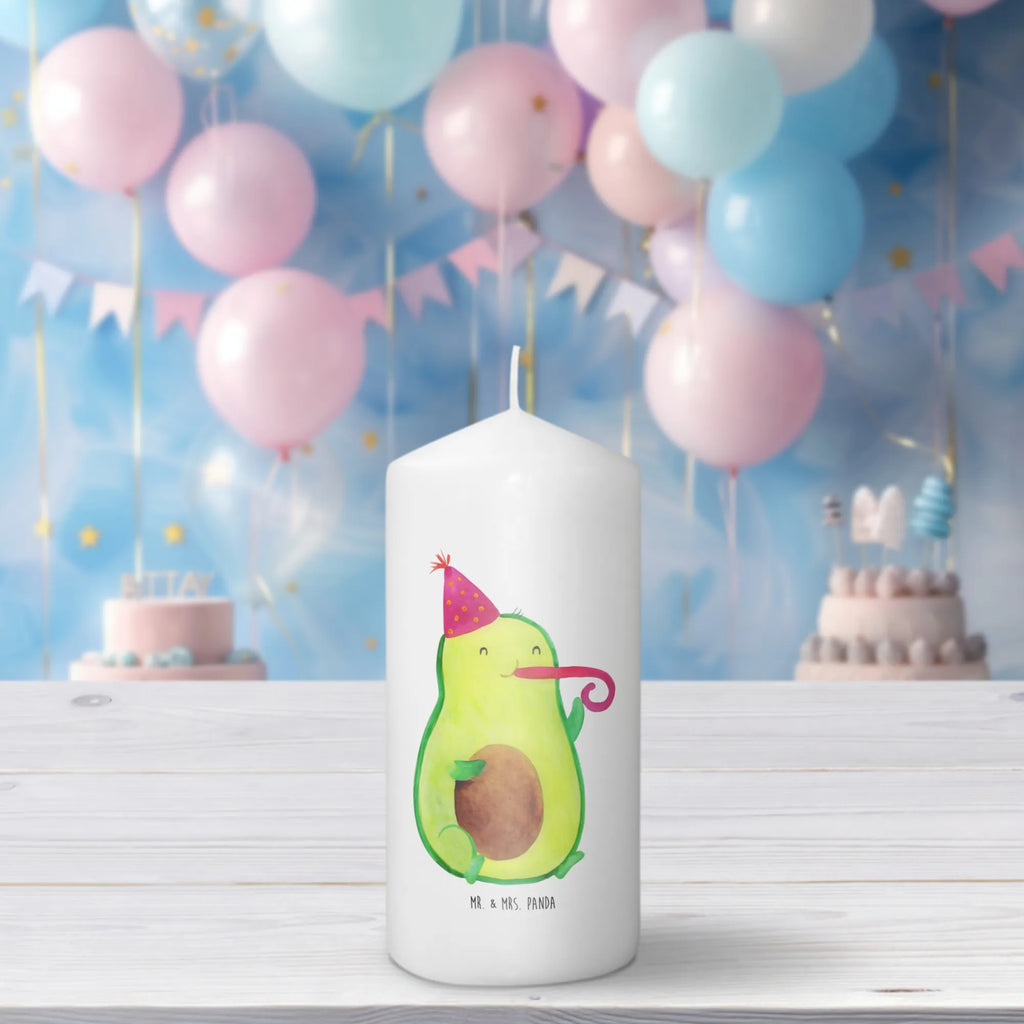 Kerze Avocado Feier Metall-Kerze, Outdoor-Kerze, Votivkerze, Kerze Mit Duft, Stumpenkerzen-Set, Kerze Mit Motiv, Kerze Für Hochzeit, Fair-Trade-Kerze, Kerze, Kerze Mit Prägung, Kerze Für Ostern, Laternenkerze, Grablicht, Kerze Für Geburtstag, Grabkerze, Stabkerze, Stearin­kerze, Handgemachte Kerze, Handgegossene Kerze, Kerze Ohne Duft, Stumpenkerze, Kerze Mit Namensgravur, Dinnerkerze, Gedenkkerze, Kerze Für Firmung, Kerze Für Weihnachten, Kerze Für Advent, Kerze Als Gastgeschenk, Gartenkerze, Kerze Für Kommunion, Trauerkerze, Kerze Mit Gravur, Glas-Kerze, Andachtskerze, Blockkerze, Tischkerze, Sojawachskerze, Teelicht, Kerze Für Taufe, Tafelkerze, Duftkerze, Bio-Kerze, Streukerze, Kerze Mit Spruch, Dinnerkerzenpaar, Kerze Mit Fotoeinleger, Avocado, Veggie, Vegan, Gesund, Party, Geburtstag, Feier, Tröte, Fete, Feierlichkeit, Gute Laune