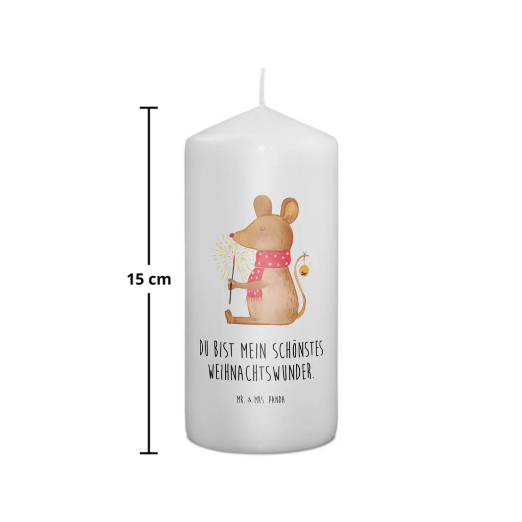 Kerze Weihnachtsmaus Handgemachte Kerze, Laternenkerze, Osterkerze, Tischkerze, Erinnerungskerze, Zylinderkerze, Geburtstagskerze, Wachskerze, Dekorative Kerze, Weihnachtskerze, Hochzeitskerze, Adventskerze, Tafelkerze, Dekokerze, Schmuckkerze, Kerze Mit Motiv, Geburtskerze, Gartenkerze, Wunschkerze, Kerze Mit Spruch, Bedruckte Kerze, Stumpenkerze, Dinnerkerze, Grosse Kerze, Erinnerungslicht, Blockkerze, Kommunionskerze, Weihnachten, Winter, Weihnachtsdeko, Nikolaus, Advent, Heiligabend, Wintermotiv, Maus, Mäuschen, Weihnachtswunder, Weihnachtsgruß, Weihnachtsmotiv, Frohe Weihnachten