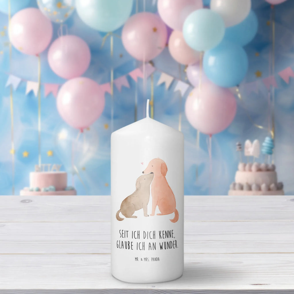 Kerze Hunde Liebe Wunschkerze, Stumpenkerze, Geburtstagskerze, Kerze Mit Spruch, Adventskerze, Schmuckkerze, Erinnerungskerze, Kerze Mit Motiv, Handgemachte Kerze, Bedruckte Kerze, Zylinderkerze, Dekorative Kerze, Hochzeitskerze, Laternenkerze, Gartenkerze, Dinnerkerze, Geburtskerze, Wachskerze, Osterkerze, Tafelkerze, Erinnerungslicht, Dekokerze, Tischkerze, Kommunionskerze, Blockkerze, Weihnachtskerze, Grosse Kerze, Hundemotiv, Sprüche, Hunderasse, Hundebesitzer, Tierliebhaber, Hund, Haustier, Kuscheln, Kuss, Vertrauen, Liebe, Herz, Hund. Hunde