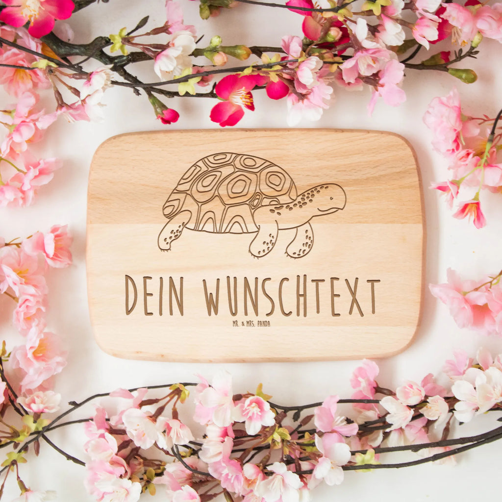 Personalisiertes Frühstücksbrett Schildkröte marschiert Küchenbrett mit Namen, Frühstücksbrett mit Namen, Personalisiertes Küchenbrett, FPersonalisiertes rühstücksbrettchen, Personalisiertes Brotbrett, Holzbrett mit Namen, Personalisiertes Küchenbrettchen, Schneidebrett Wunschname, Frühstücksplatte mit Namen, Küchenbrettchen mit Namen, Schneidebrett Holz mit Namen, Schneidebrett gravieren, Frühstücksbrettchen mit Namen, Personalisiertes Holzschneidebrett, Personalisiertes Schneidebrett Holz, Brotbrett mit Namen, Personalisierte Frühstücksplatte, Servierbrett mit Namen, Servierplatte mit Namen, Holzschneidebrett mit Namen, Personalisierte Servierplatte, Personalisiertes Schneidebrett, Personalisiertes Servierbrett, Schneidebrett mit Namen, Personalisiertes Frühstücksbrett, Personalisiertes Holzbrett, Meerestiere, Meer, Urlaub, Neustart, Schildkröten, Abenteuer, Inspiration, Motivation, get lost, Reiselust, Lieblingsmensch, Schildkröte