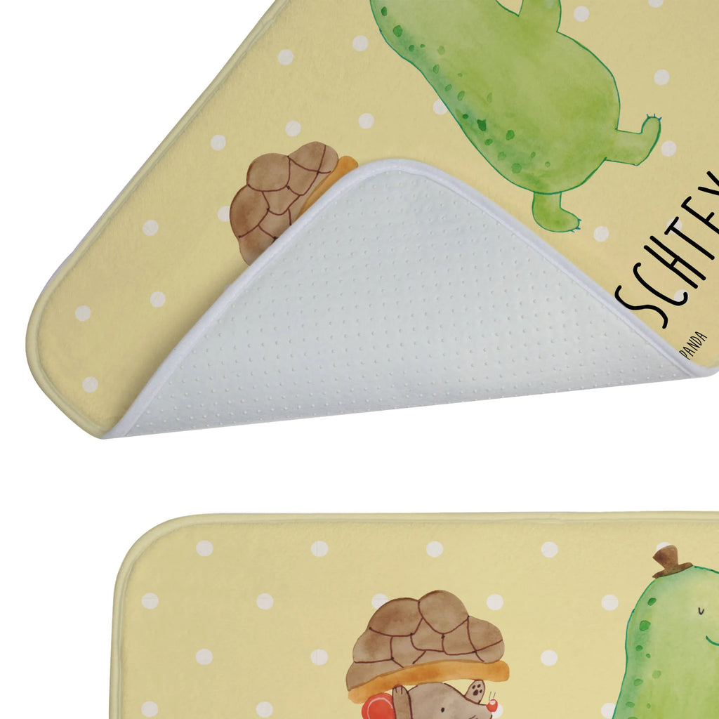 Personalisierter Badvorleger Schildkröte & Maus Badmatte Waschbar Mit Wunschtext, Badvorleger Für Badewanne Mit Namen, Badvorleger Mit Bestickung, Badvorleger Selbst Gestalten, Runder Badvorleger Personalisiert, Badvorleger Design Mit Gravur, Badvorleger Für Dusche Mit Wunschtext, Badvorleger Vintage Mit Namen, Webegeschenk mit Firmennamen, Badvorleger Modern Mit Namen, Duschvorlage, Badematte Rutschfest Mit Namen, Badezimmer Matte Mit Namen, Badvorleger Klein Mit Namen, Badematten Set Personalisiert, Badvorleger Gäste-WC Personalisiert, Waschbarer Badvorleger Mit Namen, Duschvorleger Mit Namen, Rutschfester Badvorleger Mit Namen, Badvorleger Baumwolle Mit Namen, Badteppich Mit Wunschtext, Badematte Mit Namen, Rechteckiger Badvorleger Mit Namen, Bad Fußmatte Personalisiert, Badezimmerteppich Personalisiert, Bad Teppich, Weicher Badvorleger Mit Wunschtext, Badvorleger Mit Wunschtext, Werbegeschenk mit Text, Badvorleger Schwarz Mit Wunschtext, Personaliserter Badvorleger, Badvorleger Nachhaltig Mit Namen, Badläufer Mit Namen, Badtextilien, Badvorleger Gemustert Mit Wunschtext, Badvorleger Groß Mit Wunschtext, Teppich Fürs Bad Mit Namen, Badgarnitur Mit Wunschtext, Badvorleger Weiß Mit Namen, Badvorleger Mit Namen, Badvorleger Klassisch Mit Wunschtext, Badezimmermatte Mit Wunschtext, Badvorleger Mikrofaser Personalisiert, Badvorleger Mit Gravur, Badvorleger Mit Initialen, Saugfähiger Badvorleger Mit Wunschtext, Schildkröte, Beste Freunde, Freundinnen, Beste Freundinnen, Freunde, Maus