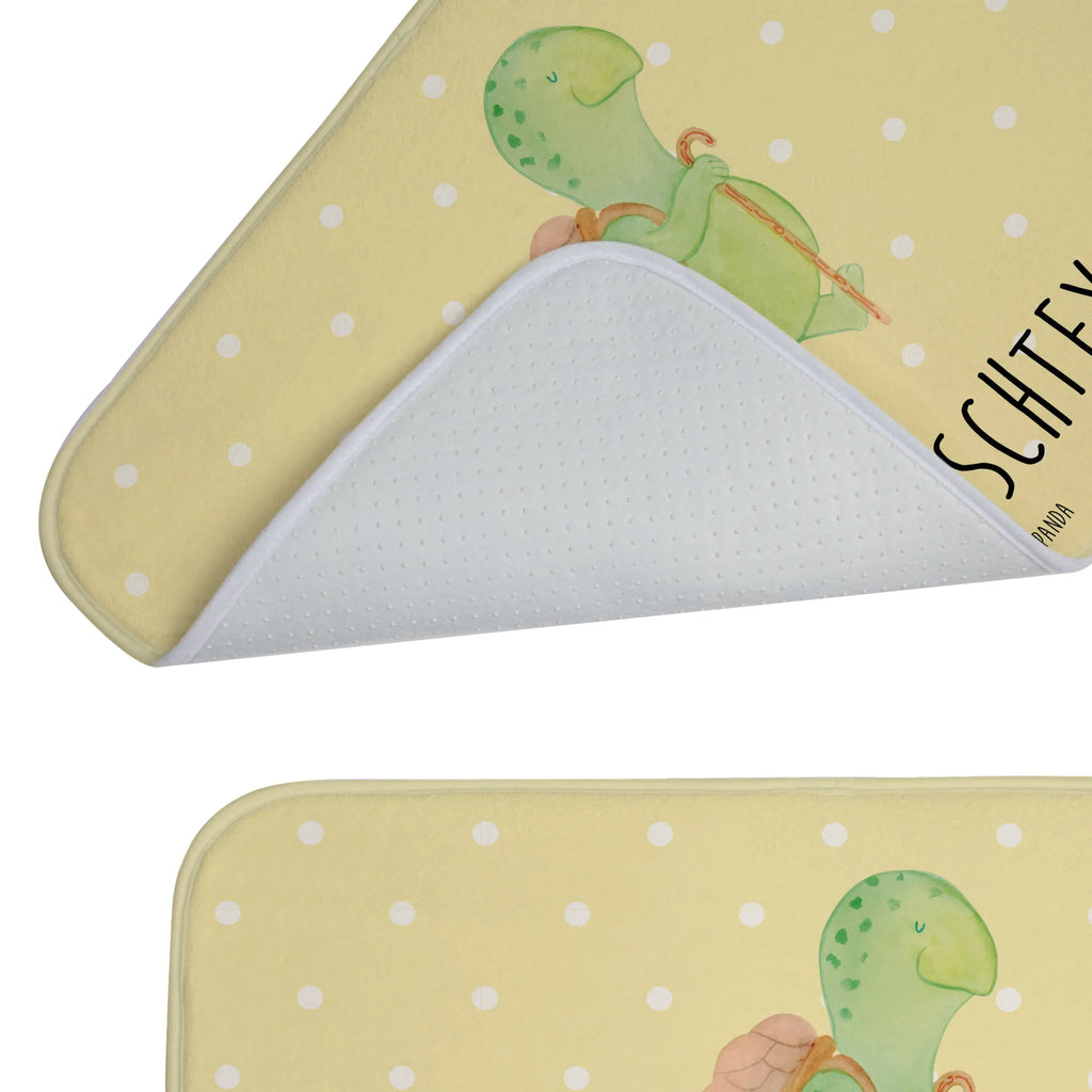Personalisierter Badvorleger Schildkröte Wanderer Badvorleger Klassisch Mit Wunschtext, Badvorleger Für Dusche Mit Wunschtext, Personaliserter Badvorleger, Badvorleger Gäste-WC Personalisiert, Badvorleger Weiß Mit Namen, Badvorleger Für Badewanne Mit Namen, Rutschfester Badvorleger Mit Namen, Badvorleger Mit Initialen, Weicher Badvorleger Mit Wunschtext, Saugfähiger Badvorleger Mit Wunschtext, Badvorleger Mit Wunschtext, Badvorleger Modern Mit Namen, Badvorleger Mit Gravur, Badteppich Mit Wunschtext, Badvorleger Nachhaltig Mit Namen, Badvorleger Groß Mit Wunschtext, Runder Badvorleger Personalisiert, Badläufer Mit Namen, Badvorleger Gemustert Mit Wunschtext, Badvorleger Klein Mit Namen, Webegeschenk mit Firmennamen, Badezimmer Matte Mit Namen, Badvorleger Selbst Gestalten, Badezimmerteppich Personalisiert, Badematte Rutschfest Mit Namen, Waschbarer Badvorleger Mit Namen, Badematte Mit Namen, Badgarnitur Mit Wunschtext, Badvorleger Mit Namen, Badematten Set Personalisiert, Rechteckiger Badvorleger Mit Namen, Bad Fußmatte Personalisiert, Duschvorleger Mit Namen, Badezimmermatte Mit Wunschtext, Badvorleger Mikrofaser Personalisiert, Werbegeschenk mit Text, Teppich Fürs Bad Mit Namen, Badvorleger Mit Bestickung, Badvorleger Vintage Mit Namen, Badvorleger Design Mit Gravur, Badvorleger Schwarz Mit Wunschtext, Badmatte Waschbar Mit Wunschtext, Badvorleger Baumwolle Mit Namen, Schildkröte, Schildkröten, Neuanfang, Motivationsspruch, Motivationssprüche, Motivation