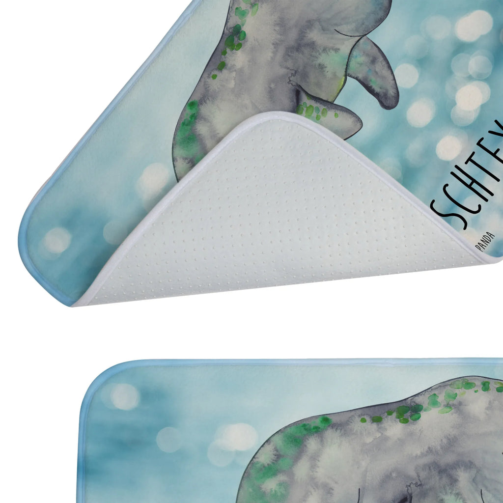 Personalised bath mat manatee Relax Badvorleger Für Badewanne Mit Namen, Badvorleger Mit Gravur, Badvorleger Schwarz Mit Wunschtext, Werbegeschenk mit Text, Badvorleger Für Dusche Mit Wunschtext, Badvorleger Baumwolle Mit Namen, Weicher Badvorleger Mit Wunschtext, Teppich Fürs Bad Mit Namen, Badezimmermatte Mit Wunschtext, Badvorleger Selbst Gestalten, Badematten Set Personalisiert, Rutschfester Badvorleger Mit Namen, Badezimmerteppich Personalisiert, Badvorleger Gemustert Mit Wunschtext, Webegeschenk mit Firmennamen, Bad Fußmatte Personalisiert, Badvorleger Klassisch Mit Wunschtext, Badläufer Mit Namen, Badezimmer Matte Mit Namen, Badvorleger Nachhaltig Mit Namen, Badvorleger Mit Namen, Badematte Mit Namen, Badvorleger Weiß Mit Namen, Badvorleger Vintage Mit Namen, Waschbarer Badvorleger Mit Namen, Badematte Rutschfest Mit Namen, Runder Badvorleger Personalisiert, Personaliserter Badvorleger, Badvorleger Klein Mit Namen, Badvorleger Mit Bestickung, Badvorleger Mikrofaser Personalisiert, Saugfähiger Badvorleger Mit Wunschtext, Badvorleger Mit Initialen, Badvorleger Gäste-WC Personalisiert, Duschvorleger Mit Namen, Badmatte Waschbar Mit Wunschtext, Badgarnitur Mit Wunschtext, Rechteckiger Badvorleger Mit Namen, Badteppich Mit Wunschtext, Badvorleger Design Mit Gravur, Badvorleger Groß Mit Wunschtext, Badvorleger Mit Wunschtext, Badvorleger Modern Mit Namen, Meerestiere, Meer, Urlaub, Seekühe, Zucker, Diät, Essen, Süßigkeiten, Abnehmen, Seekuh, Diätwahn