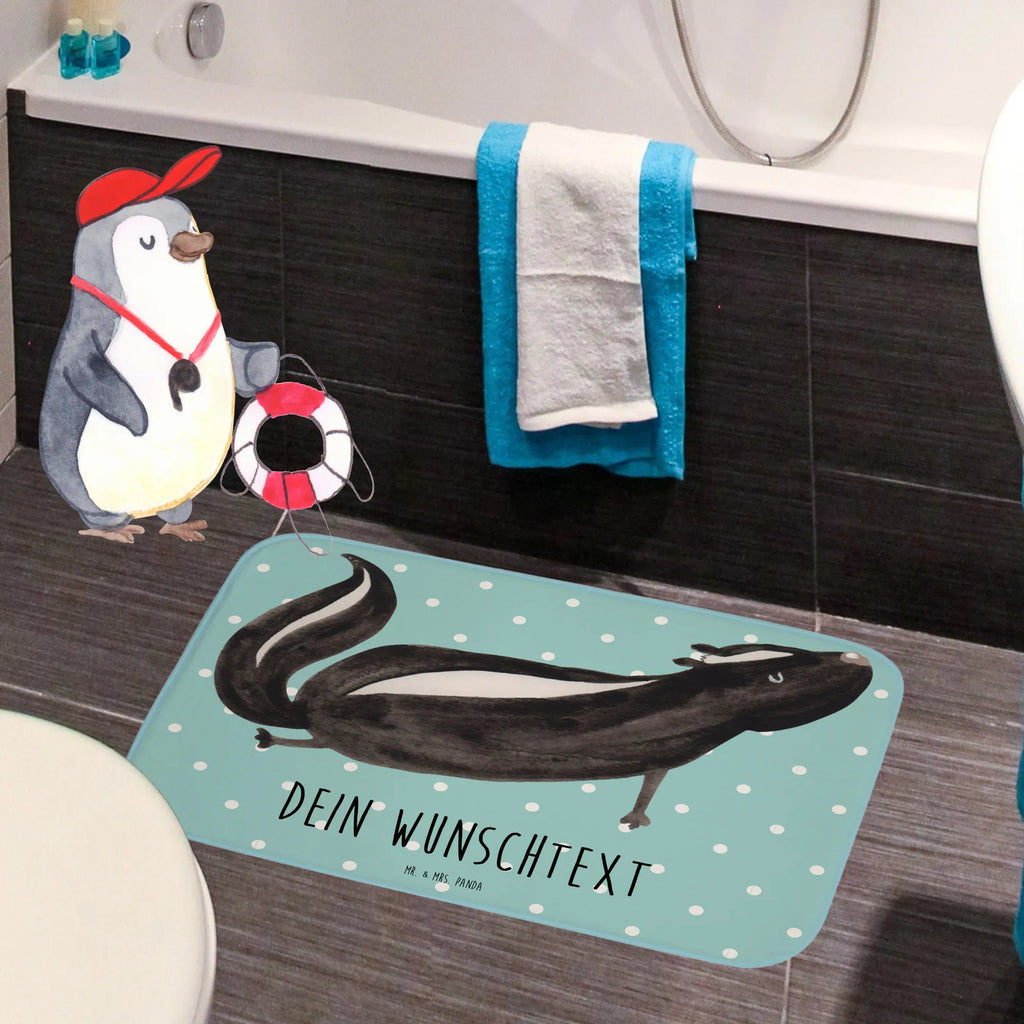 Personalisierter Badvorleger Stinktier Yoga Rechteckiger Badvorleger Mit Namen, Badvorleger Mit Initialen, Teppich Fürs Bad Mit Namen, Badezimmerteppich Personalisiert, Badvorleger Weiß Mit Namen, Personaliserter Badvorleger, Webegeschenk mit Firmennamen, Bad Fußmatte Personalisiert, Badvorleger Gäste-WC Personalisiert, Badvorleger Mit Bestickung, Badezimmermatte Mit Wunschtext, Saugfähiger Badvorleger Mit Wunschtext, Badvorleger Nachhaltig Mit Namen, Badematten Set Personalisiert, Badezimmer Matte Mit Namen, Badvorleger Klassisch Mit Wunschtext, Werbegeschenk mit Text, Badvorleger Mit Wunschtext, Badvorleger Design Mit Gravur, Duschvorleger Mit Namen, Badvorleger Groß Mit Wunschtext, Badvorleger Gemustert Mit Wunschtext, Badvorleger Mikrofaser Personalisiert, Runder Badvorleger Personalisiert, Badvorleger Für Badewanne Mit Namen, Waschbarer Badvorleger Mit Namen, Badläufer Mit Namen, Badvorleger Modern Mit Namen, Rutschfester Badvorleger Mit Namen, Weicher Badvorleger Mit Wunschtext, Badvorleger Klein Mit Namen, Badematte Mit Namen, Badvorleger Selbst Gestalten, Badgarnitur Mit Wunschtext, Badvorleger Mit Namen, Badvorleger Baumwolle Mit Namen, Badematte Rutschfest Mit Namen, Badvorleger Vintage Mit Namen, Badvorleger Schwarz Mit Wunschtext, Badmatte Waschbar Mit Wunschtext, Badteppich Mit Wunschtext, Badvorleger Mit Gravur, Badvorleger Für Dusche Mit Wunschtext, Stinktier, Skunk, Raubtier, Wildtier, Lebe, Lache, Liebe, Yoga, Namaste, Stinker, Stinki