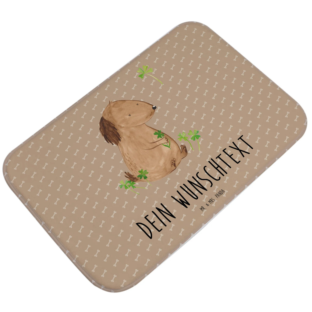Personalisierter Badvorleger Hund Kleeblatt Badvorleger Für Dusche Mit Wunschtext, Badvorleger Für Badewanne Mit Namen, Badvorleger Klein Mit Namen, Badematte Mit Namen, Badvorleger Baumwolle Mit Namen, Badezimmermatte Mit Wunschtext, Badvorleger Modern Mit Namen, Bad Fußmatte Personalisiert, Runder Badvorleger Personalisiert, Badvorleger Nachhaltig Mit Namen, Badezimmerteppich Personalisiert, Badematten Set Personalisiert, Badezimmer Matte Mit Namen, Personaliserter Badvorleger, Badvorleger Mit Wunschtext, Badvorleger Design Mit Gravur, Waschbarer Badvorleger Mit Namen, Badvorleger Groß Mit Wunschtext, Badmatte Waschbar Mit Wunschtext, Badvorleger Gäste-WC Personalisiert, Badematte Rutschfest Mit Namen, Weicher Badvorleger Mit Wunschtext, Badteppich Mit Wunschtext, Badvorleger Mit Gravur, Rutschfester Badvorleger Mit Namen, Duschvorleger Mit Namen, Badvorleger Klassisch Mit Wunschtext, Badvorleger Weiß Mit Namen, Badvorleger Gemustert Mit Wunschtext, Badläufer Mit Namen, Rechteckiger Badvorleger Mit Namen, Badvorleger Vintage Mit Namen, Webegeschenk mit Firmennamen, Badgarnitur Mit Wunschtext, Saugfähiger Badvorleger Mit Wunschtext, Badvorleger Schwarz Mit Wunschtext, Badvorleger Mit Initialen, Teppich Fürs Bad Mit Namen, Badvorleger Mit Bestickung, Werbegeschenk mit Text, Badvorleger Mikrofaser Personalisiert, Badvorleger Mit Namen, Badvorleger Selbst Gestalten, Hund, Hundemotiv, Haustier, Hunderasse, Tierliebhaber, Hundebesitzer, Sprüche, Glücksbringer, Geschenk, Achtsamkeit, Kleeblatt, Neuanfang, Glück, Selbstliebe, Tagträume, Motivation
