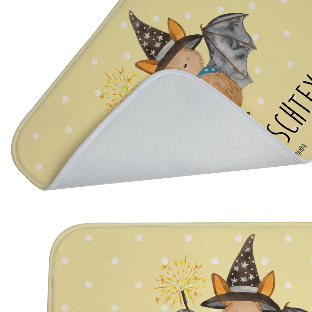 Personalisierte Badematte Fledermaus Zauberer Badvorleger Für Dusche Mit Wunschtext, Duschvorleger Mit Namen, Werbegeschenk mit Text, Badvorleger Design Mit Gravur, Badvorleger Gäste-WC Personalisiert, Badezimmermatte Mit Wunschtext, Badvorleger Mikrofaser Personalisiert, Badläufer Mit Namen, Badteppich Mit Wunschtext, Badezimmerteppich Personalisiert, Badvorleger Vintage Mit Namen, Rechteckiger Badvorleger Mit Namen, Badematte Mit Namen, Badvorleger Schwarz Mit Wunschtext, Badvorleger Gemustert Mit Wunschtext, Saugfähiger Badvorleger Mit Wunschtext, Badematte Rutschfest Mit Namen, Webegeschenk mit Firmennamen, Weicher Badvorleger Mit Wunschtext, Badvorleger Modern Mit Namen, Badvorleger Selbst Gestalten, Badgarnitur Mit Wunschtext, Teppich Fürs Bad Mit Namen, Badvorleger Mit Bestickung, Rutschfester Badvorleger Mit Namen, Badvorleger Baumwolle Mit Namen, Waschbarer Badvorleger Mit Namen, Bad Fußmatte Personalisiert, Badvorleger Klein Mit Namen, Badezimmer Matte Mit Namen, Badvorleger Mit Gravur, Badvorleger Mit Namen, Badvorleger Mit Wunschtext, Badvorleger Mit Initialen, Badmatte Waschbar Mit Wunschtext, Personaliserter Badvorleger, Badvorleger Nachhaltig Mit Namen, Badvorleger Weiß Mit Namen, Runder Badvorleger Personalisiert, Badvorleger Klassisch Mit Wunschtext, Badvorleger Für Badewanne Mit Namen, Badvorleger Groß Mit Wunschtext, Badematten Set Personalisiert, Tiermotive, Gute Laune, lustige Sprüche, Tiere, Fledermaus, reinsteigern, Frauen, Zauberer, Magier, Fledermäuse