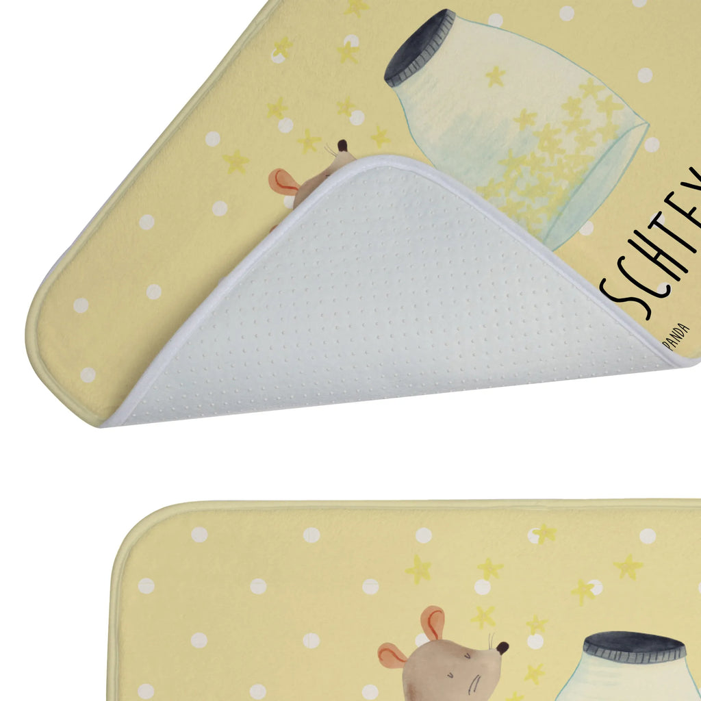 Personalisierte Badematte Maus Sterne Werbegeschenk mit Text, Duschvorleger Mit Namen, Badvorleger Mit Bestickung, Waschbarer Badvorleger Mit Namen, Badteppich Mit Wunschtext, Badvorleger Mikrofaser Personalisiert, Badezimmer Matte Mit Namen, Badematten Set Personalisiert, Bad Fußmatte Personalisiert, Badvorleger Gemustert Mit Wunschtext, Badvorleger Vintage Mit Namen, Badvorleger Schwarz Mit Wunschtext, Badvorleger Design Mit Gravur, Badmatte Waschbar Mit Wunschtext, Badvorleger Für Badewanne Mit Namen, Webegeschenk mit Firmennamen, Weicher Badvorleger Mit Wunschtext, Personaliserter Badvorleger, Badezimmerteppich Personalisiert, Badvorleger Klassisch Mit Wunschtext, Badvorleger Modern Mit Namen, Badvorleger Mit Namen, Badvorleger Nachhaltig Mit Namen, Rechteckiger Badvorleger Mit Namen, Badvorleger Baumwolle Mit Namen, Badvorleger Gäste-WC Personalisiert, Rutschfester Badvorleger Mit Namen, Badematte Mit Namen, Badvorleger Für Dusche Mit Wunschtext, Badvorleger Mit Gravur, Saugfähiger Badvorleger Mit Wunschtext, Badvorleger Mit Initialen, Badgarnitur Mit Wunschtext, Badvorleger Mit Wunschtext, Badvorleger Klein Mit Namen, Teppich Fürs Bad Mit Namen, Badvorleger Groß Mit Wunschtext, Badezimmermatte Mit Wunschtext, Badvorleger Weiß Mit Namen, Badläufer Mit Namen, Badvorleger Selbst Gestalten, Runder Badvorleger Personalisiert, Badematte Rutschfest Mit Namen, Tiermotive, Gute Laune, lustige Sprüche, Tiere, Kindergeburtstag, Sterne, Geburt, Maus, Taufgeschenk, Kind, Geburtstag, erstes Kind, Träume, Wunsch, Taufe, Schwangerschaft, Hoffnung