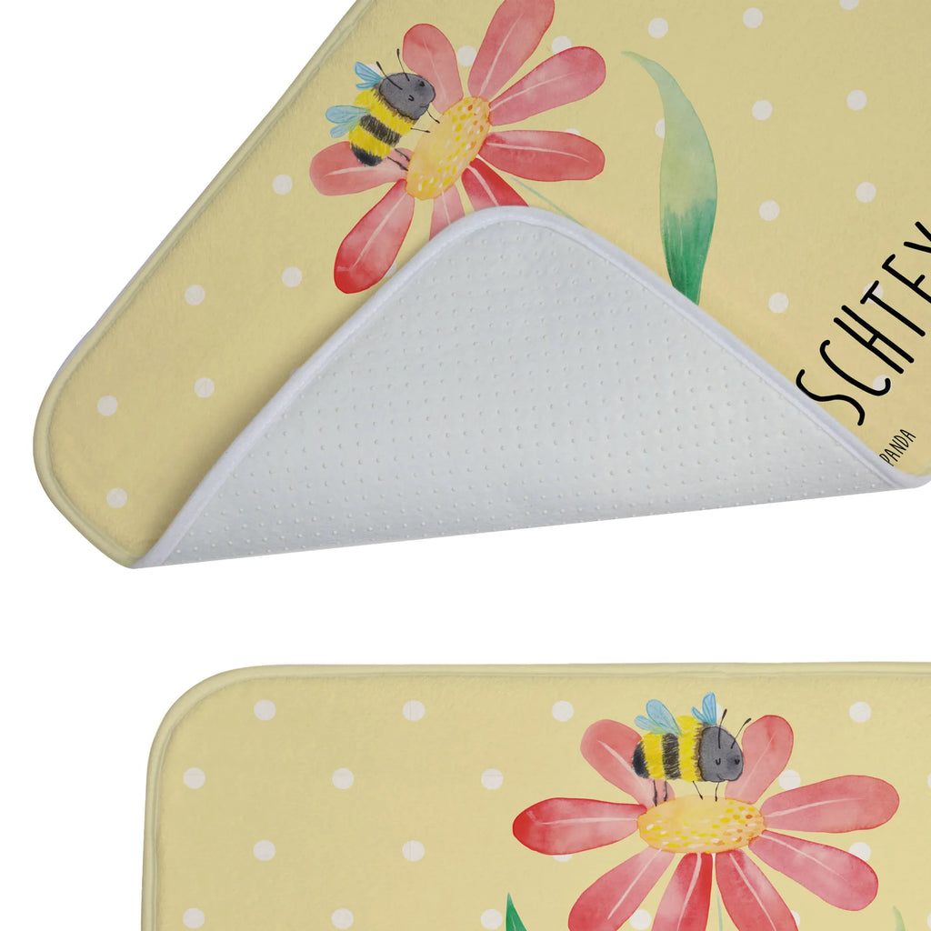 Personalisierte Badematte Hummel Blume Badvorleger Mit Wunschtext, Badematte Rutschfest Mit Namen, Badmatte Waschbar Mit Wunschtext, Badvorleger Klassisch Mit Wunschtext, Badvorleger Groß Mit Wunschtext, Duschvorleger Mit Namen, Badvorleger Selbst Gestalten, Runder Badvorleger Personalisiert, Badvorleger Für Badewanne Mit Namen, Badvorleger Schwarz Mit Wunschtext, Werbegeschenk mit Text, Personaliserter Badvorleger, Badvorleger Mikrofaser Personalisiert, Weicher Badvorleger Mit Wunschtext, Badvorleger Mit Bestickung, Waschbarer Badvorleger Mit Namen, Badläufer Mit Namen, Bad Fußmatte Personalisiert, Badvorleger Weiß Mit Namen, Badvorleger Modern Mit Namen, Badematte Mit Namen, Badematten Set Personalisiert, Badezimmer Matte Mit Namen, Badvorleger Design Mit Gravur, Badvorleger Gemustert Mit Wunschtext, Saugfähiger Badvorleger Mit Wunschtext, Rechteckiger Badvorleger Mit Namen, Webegeschenk mit Firmennamen, Badvorleger Für Dusche Mit Wunschtext, Badezimmermatte Mit Wunschtext, Badvorleger Mit Namen, Badvorleger Vintage Mit Namen, Rutschfester Badvorleger Mit Namen, Badteppich Mit Wunschtext, Badvorleger Baumwolle Mit Namen, Badvorleger Nachhaltig Mit Namen, Badezimmerteppich Personalisiert, Badgarnitur Mit Wunschtext, Teppich Fürs Bad Mit Namen, Badvorleger Klein Mit Namen, Badvorleger Mit Initialen, Badvorleger Mit Gravur, Badvorleger Gäste-WC Personalisiert, Tiermotive, Gute Laune, lustige Sprüche, Tiere, Biene, Feld, Hummel, Blume, Hummeln, Wespe, Flauschig, Natur