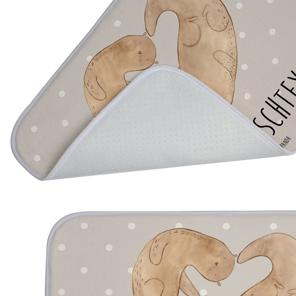Personalisierter Badvorleger Otter Herz Badgarnitur Mit Wunschtext, Personaliserter Badvorleger, Badezimmerteppich Personalisiert, Badvorleger Design Mit Gravur, Badmatte Waschbar Mit Wunschtext, Bad Fußmatte Personalisiert, Duschvorleger Mit Namen, Badvorleger Mit Namen, Badezimmer Matte Mit Namen, Badvorleger Mit Bestickung, Badematte Rutschfest Mit Namen, Teppich Fürs Bad Mit Namen, Badvorleger Nachhaltig Mit Namen, Badvorleger Mikrofaser Personalisiert, Badvorleger Mit Gravur, Waschbarer Badvorleger Mit Namen, Badvorleger Vintage Mit Namen, Runder Badvorleger Personalisiert, Badvorleger Schwarz Mit Wunschtext, Weicher Badvorleger Mit Wunschtext, Badvorleger Groß Mit Wunschtext, Badvorleger Für Dusche Mit Wunschtext, Badvorleger Weiß Mit Namen, Badvorleger Mit Initialen, Badvorleger Für Badewanne Mit Namen, Badvorleger Baumwolle Mit Namen, Werbegeschenk mit Text, Badläufer Mit Namen, Badteppich Mit Wunschtext, Badvorleger Gemustert Mit Wunschtext, Badematten Set Personalisiert, Badvorleger Klein Mit Namen, Badematte Mit Namen, Badvorleger Mit Wunschtext, Badvorleger Modern Mit Namen, Webegeschenk mit Firmennamen, Saugfähiger Badvorleger Mit Wunschtext, Badvorleger Gäste-WC Personalisiert, Badezimmermatte Mit Wunschtext, Rutschfester Badvorleger Mit Namen, Badvorleger Klassisch Mit Wunschtext, Badvorleger Selbst Gestalten, Rechteckiger Badvorleger Mit Namen, Otter, Fischotter, Seeotter, Liebesgeschenk, Bessere Hälfte, Herz, Jahrestag, Verlobung, Hochzeitstag, Liebe, gemeinsames Leben, Liebesbeweis, Love you