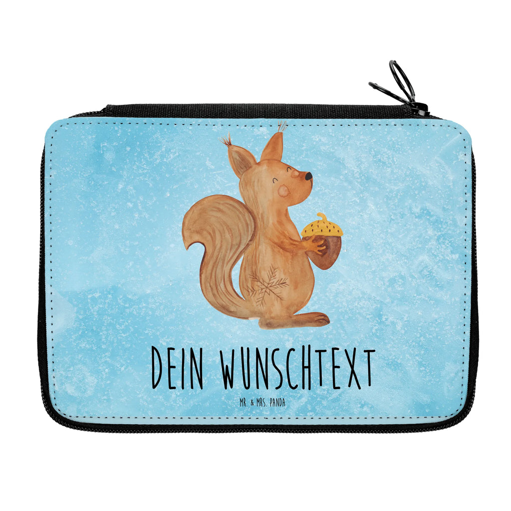 Personalisierte Federmappe Eichhörnchen Weihnachten Grundschule, Stifterolle mit Namen, Schule, Federmappe mit Namen, Kinder Federmappe, Personalisierte Federmappe, PersonalisierteS Stifte Etui, Federmäppchen mit Namen, PersonalisierteS Federmäppchen, Schüler, Motiv, Stiftemappe mit Namen, Federmäppchen bedruckt, Einschulung, Geschenk, Federmappe Einschulung, Büro Stifte Etui, Personalisierte Stifterolle, Bestückte Federmappe, Kind, Personalisierte Stiftetasche, Schülerin, Winter, Weihnachten, Weihnachtsdeko, Nikolaus, Advent, Heiligabend, Wintermotiv, Neujahr, Weihnachtsgruß, Vogel, Guten Rutsch, Weihnachtsmotiv, Frohes neues Jahr, Frohe Weihnachten
