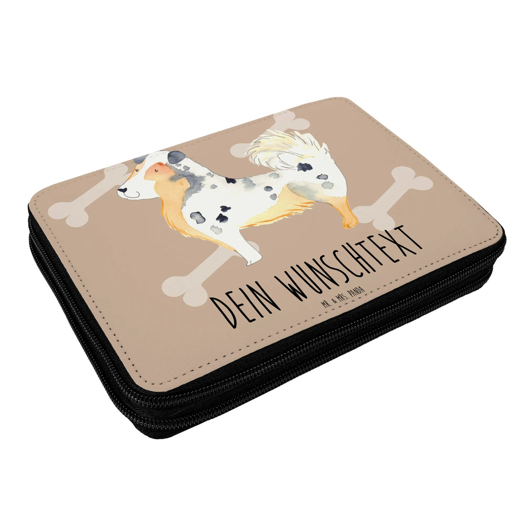Personalisierte Federmappe Australien Shepherd Stifterolle mit Namen, PersonalisierteS Federmäppchen, Federmäppchen mit Namen, PersonalisierteS Stifte Etui, Stiftemappe mit Namen, Personalisierte Federmappe, Federmappe mit Namen, Personalisierte Stifterolle, Personalisierte Stiftetasche, Sprüche, Hund, Hunderasse, Hundebesitzer, Hundemotiv, Haustier, Tierliebhaber, Shepherd, Australien Shepherd, Hundeliebe, Spruch, Familienhund