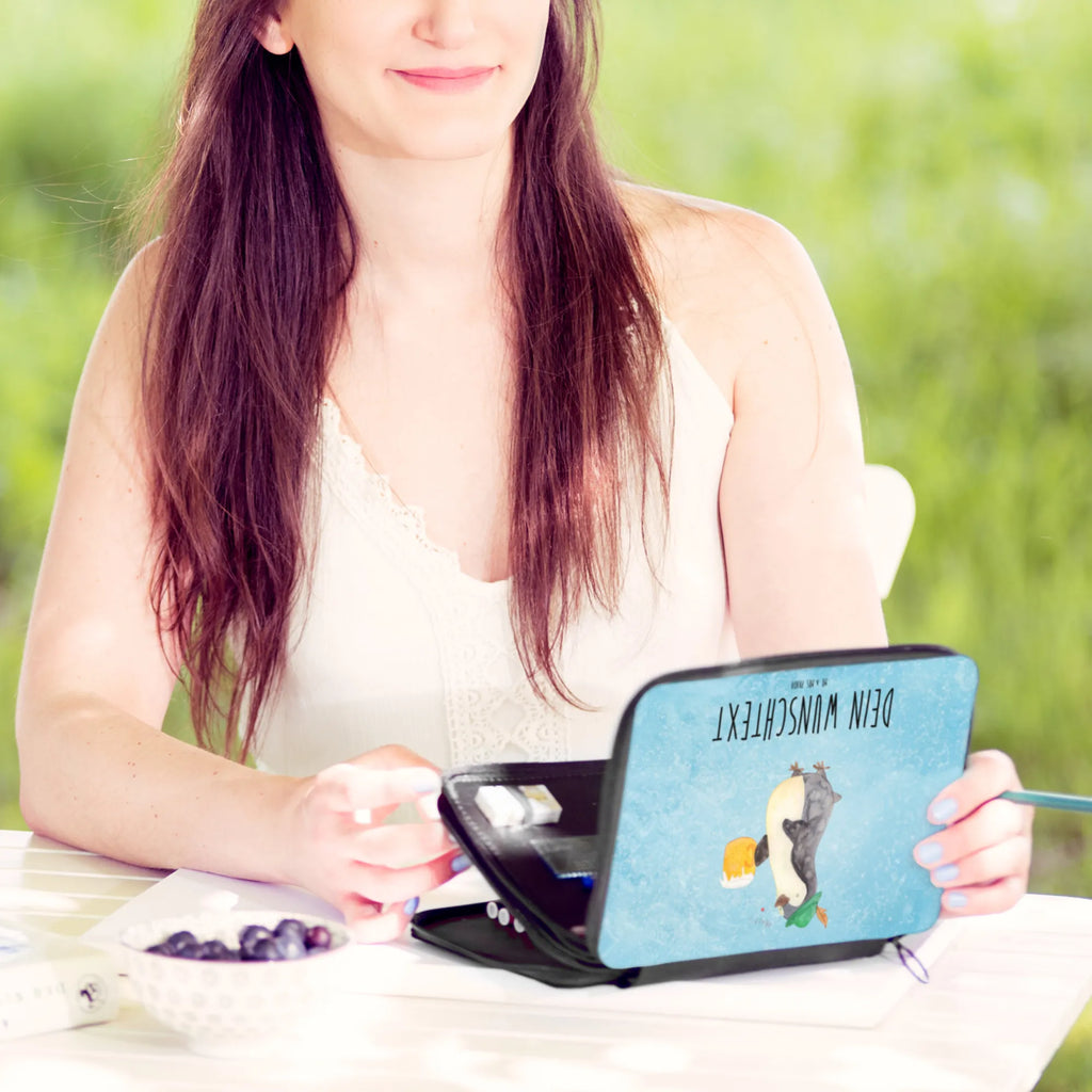 Personalisierte Federmappe Pinguin Bier Federmäppchen mit Namen, Einschulung, Motiv, PersonalisierteS Stifte Etui, Schule, Schüler, Federmappe Einschulung, PersonalisierteS Federmäppchen, Federmäppchen bedruckt, Schülerin, Personalisierte Stiftetasche, Kind, Kinder Federmappe, Stiftemappe mit Namen, Grundschule, Personalisierte Federmappe, Federmappe mit Namen, Bestückte Federmappe, Büro Stifte Etui, Personalisierte Stifterolle, Stifterolle mit Namen, Geschenk, Pinguin, Bier, Oktoberfest, Pinguine