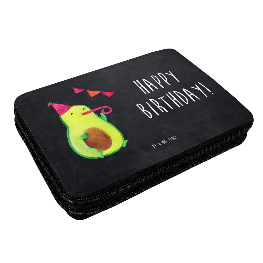 Federmappe Avocado Birthday Stiftetasche, Mäppchen, Bleistift Etui, Schulmäppchen, Federmappe Set, Schreibmappe, Buntstiftmäppchen, Schlampermäppchen, Federtasche, Bleistiftetui, Schreibetui, Schuletui, Stifte Etui, Stiftemappe, Etui für Stifte, Farbstiftetui, Federmäppchen, Stiftebeutel, Zeichenetui, Stifteetui, Buntstiftetui, Schüleretui, Malmappe, Veggie, Avocado, Vegan, Gesund