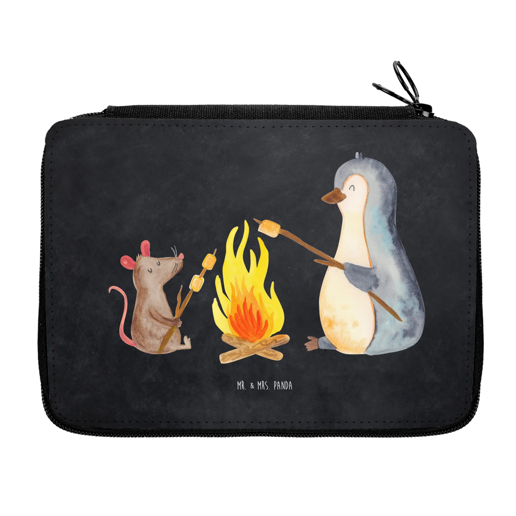 Leather folder Penguin campfire Stiftemappe, Bleistiftetui, Mäppchen, Schüleretui, Federmäppchen, Schuletui, Buntstiftmäppchen, Farbstiftetui, Schulmäppchen, Schlampermäppchen, Bleistift Etui, Malmappe, Buntstiftetui, Federtasche, Schreibetui, Stifte Etui, Stiftetasche, Etui für Stifte, Stifteetui, Zeichenetui, Federmappe Set, Stiftebeutel, Schreibmappe, Pinguin, Grillen, Arbeit, Büroalltag, Marshmallows, Lagerfeuer, Liebe, Büro, Motivation, Job, Pinguine, Leben, Lebensmotivation, Feuer, Lebensspruch, Neustart, Maus
