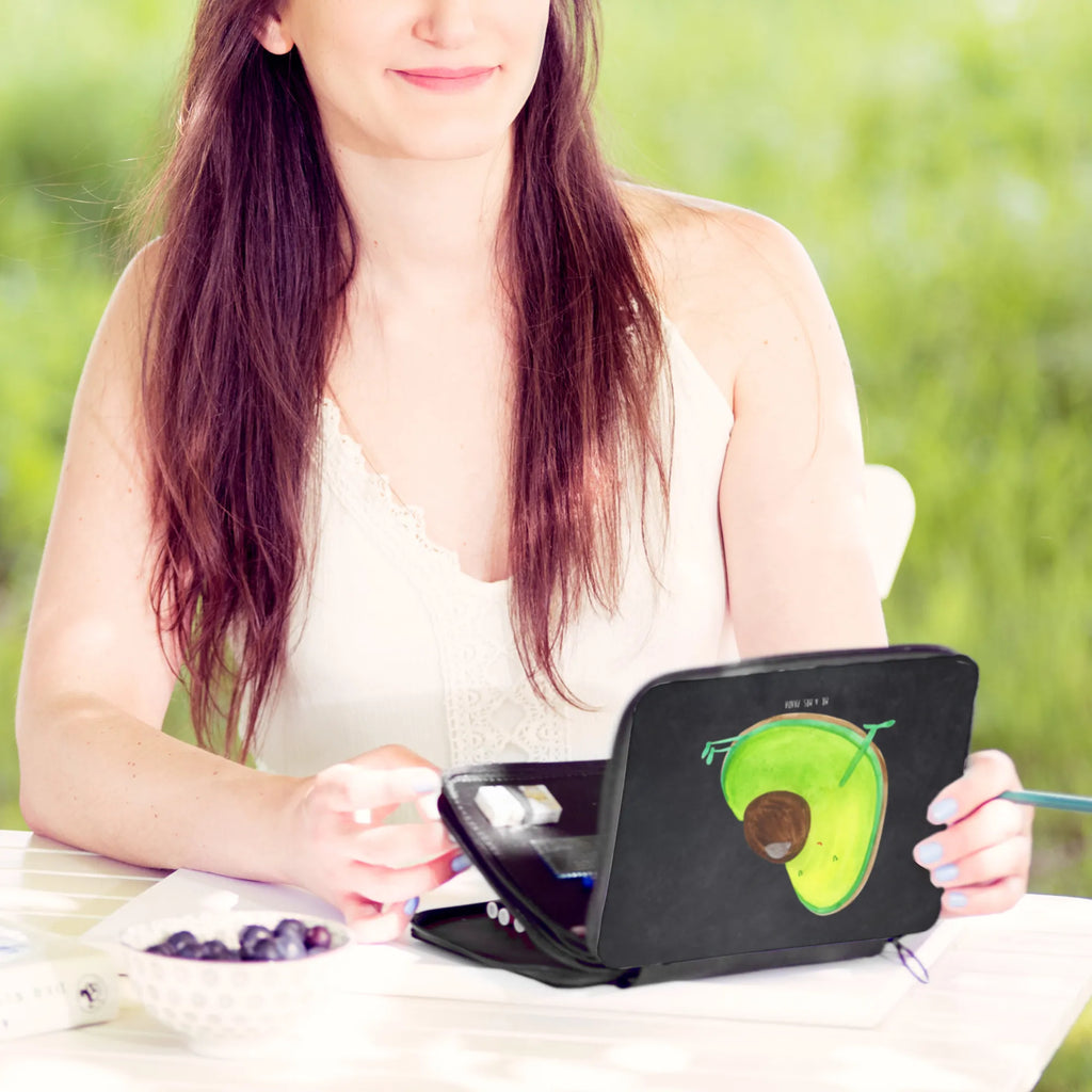 Federmappe Avocado schwanger Mäppchen, Farbstiftetui, Buntstiftmäppchen, Stifte Etui, Federmappe Set, Schlampermäppchen, Stiftemappe, Malmappe, Bleistift Etui, Schüleretui, Schreibetui, Schuletui, Stiftetasche, Schreibmappe, Stiftebeutel, Schulmäppchen, Zeichenetui, Stifteetui, Federtasche, Buntstiftetui, Federmäppchen, Bleistiftetui, Etui für Stifte, Veggie, Avocado, Vegan, Gesund, Babyparty, Schwanger, Babyshower, Schwangerschaft