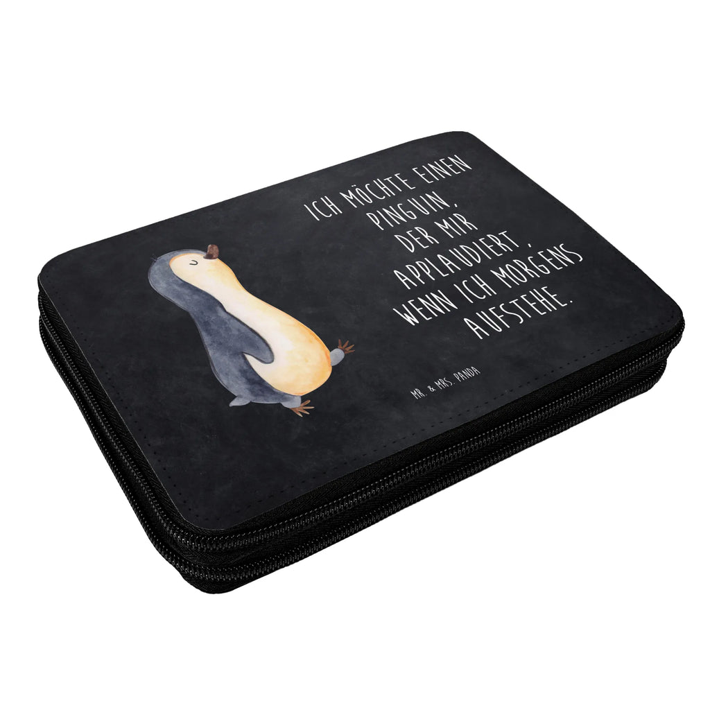 Leather folder Penguin march Schlampermäppchen, Buntstiftetui, Stifte Etui, Schreibmappe, Bleistiftetui, Stiftemappe, Etui für Stifte, Schüleretui, Federtasche, Stiftetasche, Farbstiftetui, Buntstiftmäppchen, Bleistift Etui, Federmappe Set, Schuletui, Federmäppchen, Zeichenetui, Schulmäppchen, Schreibetui, Stifteetui, Malmappe, Mäppchen, Stiftebeutel, Pinguin, Frühaufsteher, Pinguine, Bruder, Langschläfer, Familie, Schwester