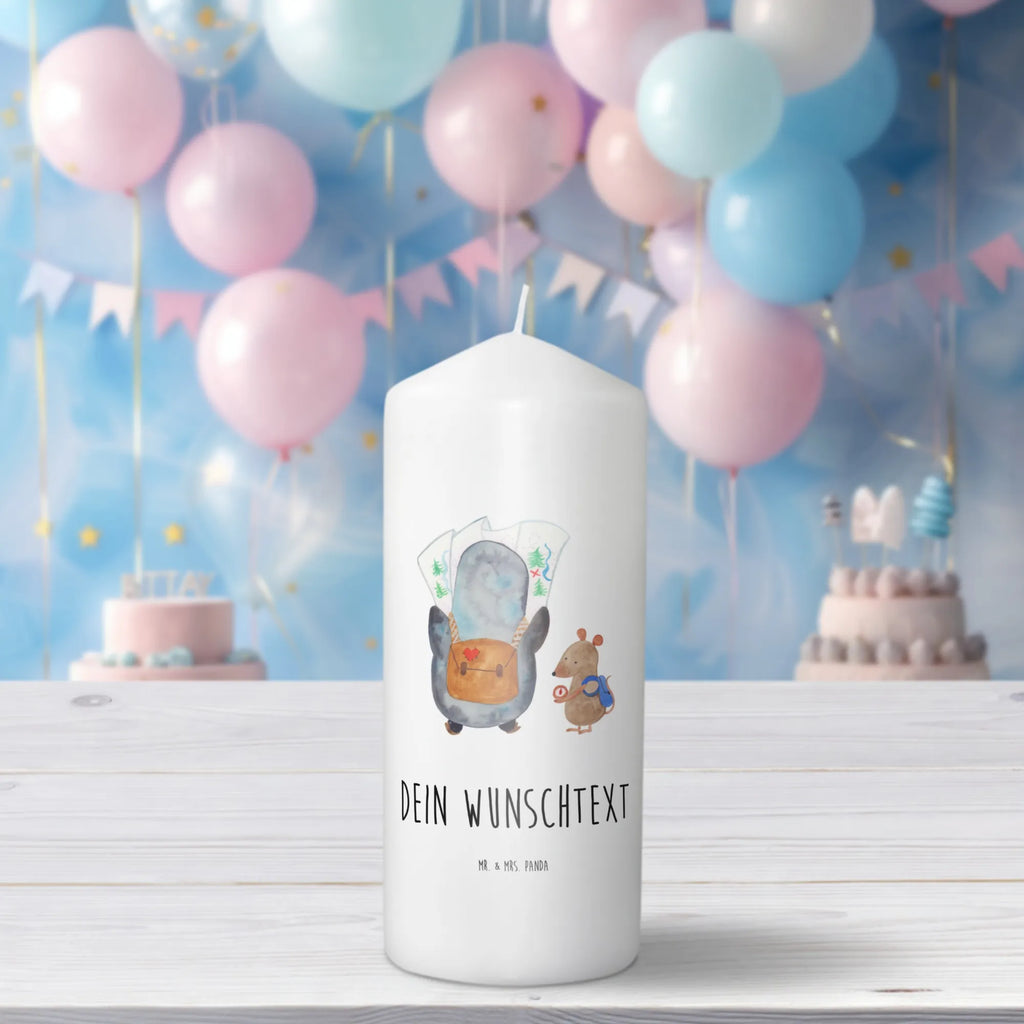 Personalised candle Penguin & Mouse Hiker Outdoor-Kerze Mit Namensgravur, Tischkerze Mit Namensdruck, Schwimmkerze Mit Namen, Glas-Kerze Mit Wunschname, Sojawachskerze Mit Namensdruck, Kerze Mit Prägung Und Wunschname, Kerze Mit Spruch Und Namen, Streukerze Mit Namensdruck, Bienenwachskerze Mit Wunschname, Gastgeschenk Kerze Mit Namen, Gedenkkerze Mit Namen, Kerzen-Set Mit Namensgravur, Grabkerze Mit Namensgravur, Kerze Für Hochzeit Mit Namensgravur, Tafelkerze Mit Wunschname, Gartenkerze Mit Namen, Kerze Mit Namen, LED-Kerze Mit Wunschname, Weihnachtskerze Mit Namensgravur, Stabkerze Mit Gravur, Handgemachte Kerze Mit Wunschname, Teelicht Mit Namensdruck, Taufekerze Mit Namensgravur, Firmungskerze Mit Wunschname, Andachtskerze Mit Namensgravur, Kerze Für Geburtstag Mit Wunschname, Laternenkerze Mit Namensdruck, Duftkerze Mit Namen, Personalisierte Kerze, Metall-Kerze Mit Namensgravur, Kommunionkerze Mit Namen, Stearinkerze Mit Gravur, Stumpenkerze Mit Namensgravur, Bio-Kerze Mit Wunschname, Trauerkerze Mit Namen, Adventskerze Mit Wunschname, Handgegossene Kerze Mit Namen, Holz-Kerze Mit Namen, Fair-Trade-Kerze Mit Namensgravur, Osterkerze Mit Namen, Votivkerze Mit Wunschname, Blockkerze Mit Namensdruck, Pinguin, Wanderlust, Abenteurer, Abenteuer, Wandern, Roadtrip, Pinguine, Ausflug