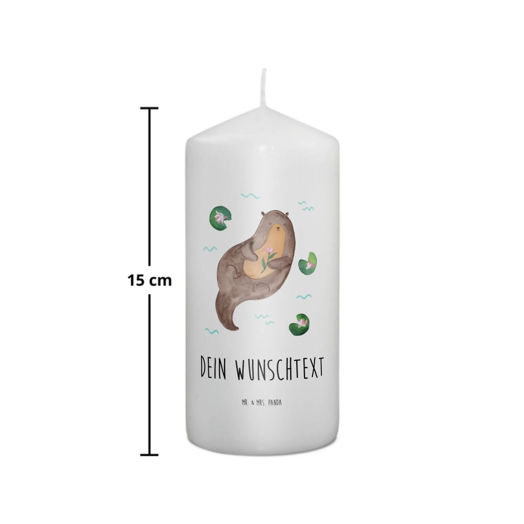 Personalizowana świeca wydra lilia wodna Sojawachskerze Mit Namensdruck, Grabkerze Mit Namensgravur, Bienenwachskerze Mit Wunschname, Tafelkerze Mit Wunschname, Andachtskerze Mit Namensgravur, Firmungskerze Mit Wunschname, Fair-Trade-Kerze Mit Namensgravur, Kerze Für Geburtstag Mit Wunschname, Kerze Mit Namen, Schwimmkerze Mit Namen, Glas-Kerze Mit Wunschname, Stumpenkerze Mit Namensgravur, Adventskerze Mit Wunschname, Weihnachtskerze Mit Namensgravur, Bio-Kerze Mit Wunschname, Streukerze Mit Namensdruck, Trauerkerze Mit Namen, Blockkerze Mit Namensdruck, Taufekerze Mit Namensgravur, Handgemachte Kerze Mit Wunschname, Kerze Mit Spruch Und Namen, Personalisierte Kerze, Handgegossene Kerze Mit Namen, Outdoor-Kerze Mit Namensgravur, Stearinkerze Mit Gravur, Laternenkerze Mit Namensdruck, Gastgeschenk Kerze Mit Namen, Gedenkkerze Mit Namen, Kerze Für Hochzeit Mit Namensgravur, Metall-Kerze Mit Namensgravur, Kerze Mit Prägung Und Wunschname, Teelicht Mit Namensdruck, Holz-Kerze Mit Namen, Stabkerze Mit Gravur, Gartenkerze Mit Namen, LED-Kerze Mit Wunschname, Duftkerze Mit Namen, Osterkerze Mit Namen, Kommunionkerze Mit Namen, Tischkerze Mit Namensdruck, Kerzen-Set Mit Namensgravur, Votivkerze Mit Wunschname, Otter, Fischotter, Seeotter, Otter Seeotter See Otter