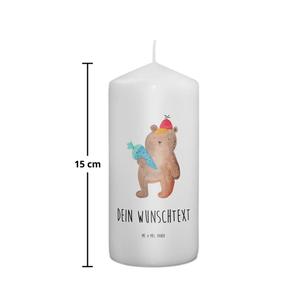 Personalizowana świeca Niedźwiedź Torebka szkolna Adventskerze Mit Wunschname, Trauerkerze Mit Namen, Tischkerze Mit Namensdruck, Kommunionkerze Mit Namen, Laternenkerze Mit Namensdruck, Gartenkerze Mit Namen, Blockkerze Mit Namensdruck, Kerzen-Set Mit Namensgravur, Handgemachte Kerze Mit Wunschname, Votivkerze Mit Wunschname, Andachtskerze Mit Namensgravur, Kerze Mit Prägung Und Wunschname, Kerze Mit Namen, Weihnachtskerze Mit Namensgravur, Kerze Mit Spruch Und Namen, Outdoor-Kerze Mit Namensgravur, Streukerze Mit Namensdruck, Firmungskerze Mit Wunschname, Duftkerze Mit Namen, Personalisierte Kerze, Gedenkkerze Mit Namen, Teelicht Mit Namensdruck, Kerze Für Hochzeit Mit Namensgravur, Metall-Kerze Mit Namensgravur, Stearinkerze Mit Gravur, Kerze Für Geburtstag Mit Wunschname, Glas-Kerze Mit Wunschname, Sojawachskerze Mit Namensdruck, Taufekerze Mit Namensgravur, Bio-Kerze Mit Wunschname, Stabkerze Mit Gravur, Bienenwachskerze Mit Wunschname, Holz-Kerze Mit Namen, Tafelkerze Mit Wunschname, Osterkerze Mit Namen, Gastgeschenk Kerze Mit Namen, LED-Kerze Mit Wunschname, Handgegossene Kerze Mit Namen, Fair-Trade-Kerze Mit Namensgravur, Grabkerze Mit Namensgravur, Schwimmkerze Mit Namen, Stumpenkerze Mit Namensgravur, Teddy, Bär, Teddybär, Bär Motiv, Grundschule, Schulbeginn, Schultüte, Einschulung Geschenk, Schulanfang, Schule Geschenk, Erster Schultag Geschenk