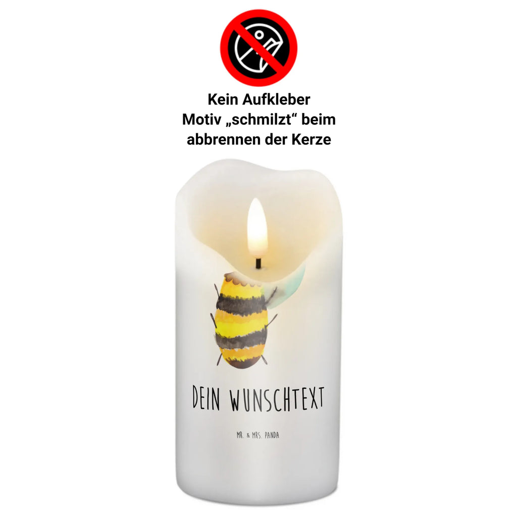 Personalised candle bee happy Stumpenkerze Mit Namensgravur, Stabkerze Mit Gravur, Trauerkerze Mit Namen, Teelicht Mit Namensdruck, Outdoor-Kerze Mit Namensgravur, Osterkerze Mit Namen, Fair-Trade-Kerze Mit Namensgravur, Kommunionkerze Mit Namen, Bio-Kerze Mit Wunschname, Kerze Mit Spruch Und Namen, Weihnachtskerze Mit Namensgravur, Bienenwachskerze Mit Wunschname, Metall-Kerze Mit Namensgravur, Laternenkerze Mit Namensdruck, Holz-Kerze Mit Namen, Gartenkerze Mit Namen, Taufekerze Mit Namensgravur, Kerzen-Set Mit Namensgravur, Gedenkkerze Mit Namen, Gastgeschenk Kerze Mit Namen, Tafelkerze Mit Wunschname, Kerze Mit Prägung Und Wunschname, LED-Kerze Mit Wunschname, Schwimmkerze Mit Namen, Stearinkerze Mit Gravur, Kerze Für Hochzeit Mit Namensgravur, Tischkerze Mit Namensdruck, Sojawachskerze Mit Namensdruck, Adventskerze Mit Wunschname, Blockkerze Mit Namensdruck, Personalisierte Kerze, Grabkerze Mit Namensgravur, Streukerze Mit Namensdruck, Duftkerze Mit Namen, Kerze Für Geburtstag Mit Wunschname, Glas-Kerze Mit Wunschname, Handgegossene Kerze Mit Namen, Votivkerze Mit Wunschname, Kerze Mit Namen, Andachtskerze Mit Namensgravur, Handgemachte Kerze Mit Wunschname, Firmungskerze Mit Wunschname, Biene, Wespe, Hummel