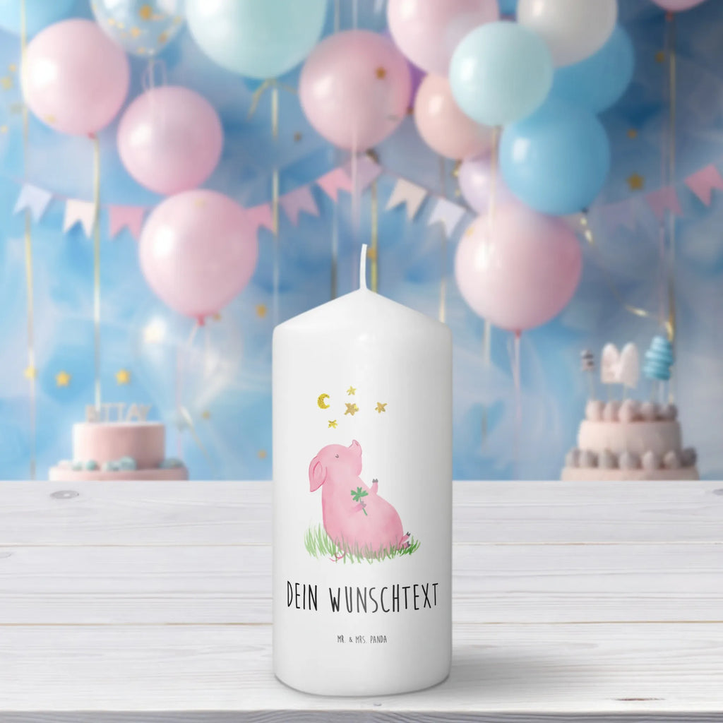 Personalisierte Kerze Glücksschwein Kerze Für Hochzeit Mit Namensgravur, Gedenkkerze Mit Namen, Stumpenkerze Mit Namensgravur, Stearinkerze Mit Gravur, Kerze Mit Namen, Andachtskerze Mit Namensgravur, Metall-Kerze Mit Namensgravur, Kommunionkerze Mit Namen, Bienenwachskerze Mit Wunschname, Kerze Mit Spruch Und Namen, Votivkerze Mit Wunschname, Weihnachtskerze Mit Namensgravur, Kerze Mit Prägung Und Wunschname, Glas-Kerze Mit Wunschname, Blockkerze Mit Namensdruck, Fair-Trade-Kerze Mit Namensgravur, Kerze Für Geburtstag Mit Wunschname, Gastgeschenk Kerze Mit Namen, Osterkerze Mit Namen, Sojawachskerze Mit Namensdruck, Teelicht Mit Namensdruck, Tafelkerze Mit Wunschname, Firmungskerze Mit Wunschname, Schwimmkerze Mit Namen, Kerzen-Set Mit Namensgravur, Handgemachte Kerze Mit Wunschname, Grabkerze Mit Namensgravur, Trauerkerze Mit Namen, LED-Kerze Mit Wunschname, Streukerze Mit Namensdruck, Taufekerze Mit Namensgravur, Tischkerze Mit Namensdruck, Outdoor-Kerze Mit Namensgravur, Gartenkerze Mit Namen, Handgegossene Kerze Mit Namen, Adventskerze Mit Wunschname, Holz-Kerze Mit Namen, Stabkerze Mit Gravur, Bio-Kerze Mit Wunschname, Duftkerze Mit Namen, Laternenkerze Mit Namensdruck, Personalisierte Kerze, Lustige Sprüche, Tiere, Tiermotive, Gute Laune, Glücksbringer, Glücksschwein. Glück, Motivation, Sernchen, Träume, Schweinchen, Sterne, Ziele, Schwein