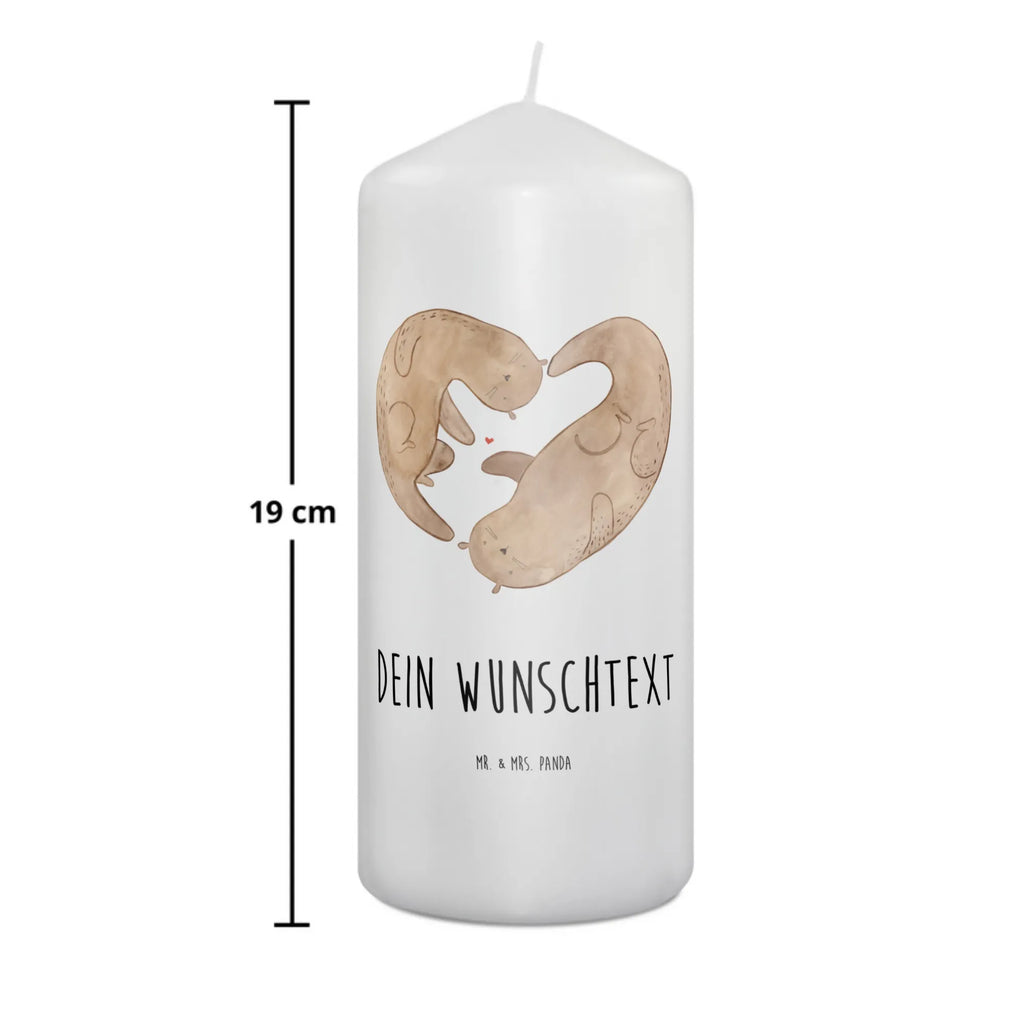 Personalizowana świeca wydra Walentynka Streukerze Mit Namensdruck, Grabkerze Mit Namensgravur, Holz-Kerze Mit Namen, Kerze Mit Prägung Und Wunschname, Osterkerze Mit Namen, Taufekerze Mit Namensgravur, Bio-Kerze Mit Wunschname, Handgemachte Kerze Mit Wunschname, Metall-Kerze Mit Namensgravur, Sojawachskerze Mit Namensdruck, Blockkerze Mit Namensdruck, Votivkerze Mit Wunschname, Kerze Mit Namen, LED-Kerze Mit Wunschname, Stumpenkerze Mit Namensgravur, Trauerkerze Mit Namen, Kerzen-Set Mit Namensgravur, Adventskerze Mit Wunschname, Kommunionkerze Mit Namen, Tischkerze Mit Namensdruck, Stearinkerze Mit Gravur, Handgegossene Kerze Mit Namen, Gastgeschenk Kerze Mit Namen, Bienenwachskerze Mit Wunschname, Tafelkerze Mit Wunschname, Personalisierte Kerze, Kerze Mit Spruch Und Namen, Kerze Für Hochzeit Mit Namensgravur, Teelicht Mit Namensdruck, Andachtskerze Mit Namensgravur, Fair-Trade-Kerze Mit Namensgravur, Gedenkkerze Mit Namen, Weihnachtskerze Mit Namensgravur, Duftkerze Mit Namen, Glas-Kerze Mit Wunschname, Schwimmkerze Mit Namen, Laternenkerze Mit Namensdruck, Stabkerze Mit Gravur, Firmungskerze Mit Wunschname, Outdoor-Kerze Mit Namensgravur, Kerze Für Geburtstag Mit Wunschname, Gartenkerze Mit Namen, Freundin, Freund, Liebe, Liebesgeschenk, Jahrestag, Verlobung, Partner, Ehemann, Ehefrau, Heiraten, Heiratsantrag, Hocheitstag, Liebesbeweis, für Männer, Mitbringsel, Hochzeitstag, Geschenk für Frauen, Geschenk für Freundin, für Ehemann, Valentinstag, Geschenk für Partner