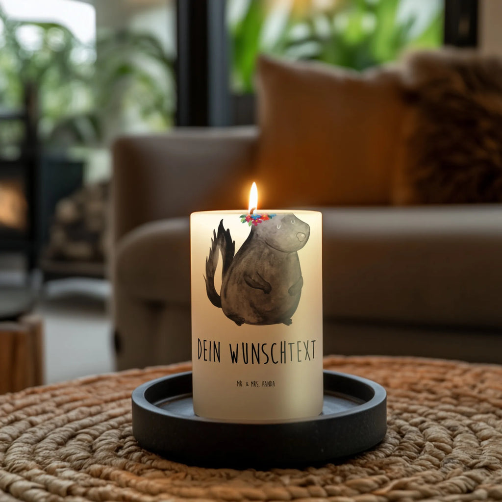 Personalised candle skunk Girl Trauerkerze Mit Namen, Bienenwachskerze Mit Wunschname, Tafelkerze Mit Wunschname, Stabkerze Mit Gravur, Kerze Für Geburtstag Mit Wunschname, Gartenkerze Mit Namen, Bio-Kerze Mit Wunschname, Gastgeschenk Kerze Mit Namen, Gedenkkerze Mit Namen, Tischkerze Mit Namensdruck, Streukerze Mit Namensdruck, Weihnachtskerze Mit Namensgravur, Andachtskerze Mit Namensgravur, Osterkerze Mit Namen, Laternenkerze Mit Namensdruck, Firmungskerze Mit Wunschname, Sojawachskerze Mit Namensdruck, Stearinkerze Mit Gravur, Kerze Für Hochzeit Mit Namensgravur, Grabkerze Mit Namensgravur, Kerze Mit Prägung Und Wunschname, Metall-Kerze Mit Namensgravur, Kommunionkerze Mit Namen, Handgemachte Kerze Mit Wunschname, LED-Kerze Mit Wunschname, Duftkerze Mit Namen, Kerze Mit Spruch Und Namen, Taufekerze Mit Namensgravur, Adventskerze Mit Wunschname, Glas-Kerze Mit Wunschname, Teelicht Mit Namensdruck, Stumpenkerze Mit Namensgravur, Schwimmkerze Mit Namen, Personalisierte Kerze, Votivkerze Mit Wunschname, Fair-Trade-Kerze Mit Namensgravur, Holz-Kerze Mit Namen, Outdoor-Kerze Mit Namensgravur, Blockkerze Mit Namensdruck, Handgegossene Kerze Mit Namen, Kerze Mit Namen, Kerzen-Set Mit Namensgravur, Stinktier, Skunk, Wildtier, Stinker, Yoga, Raubtier, Namaste, Stinki