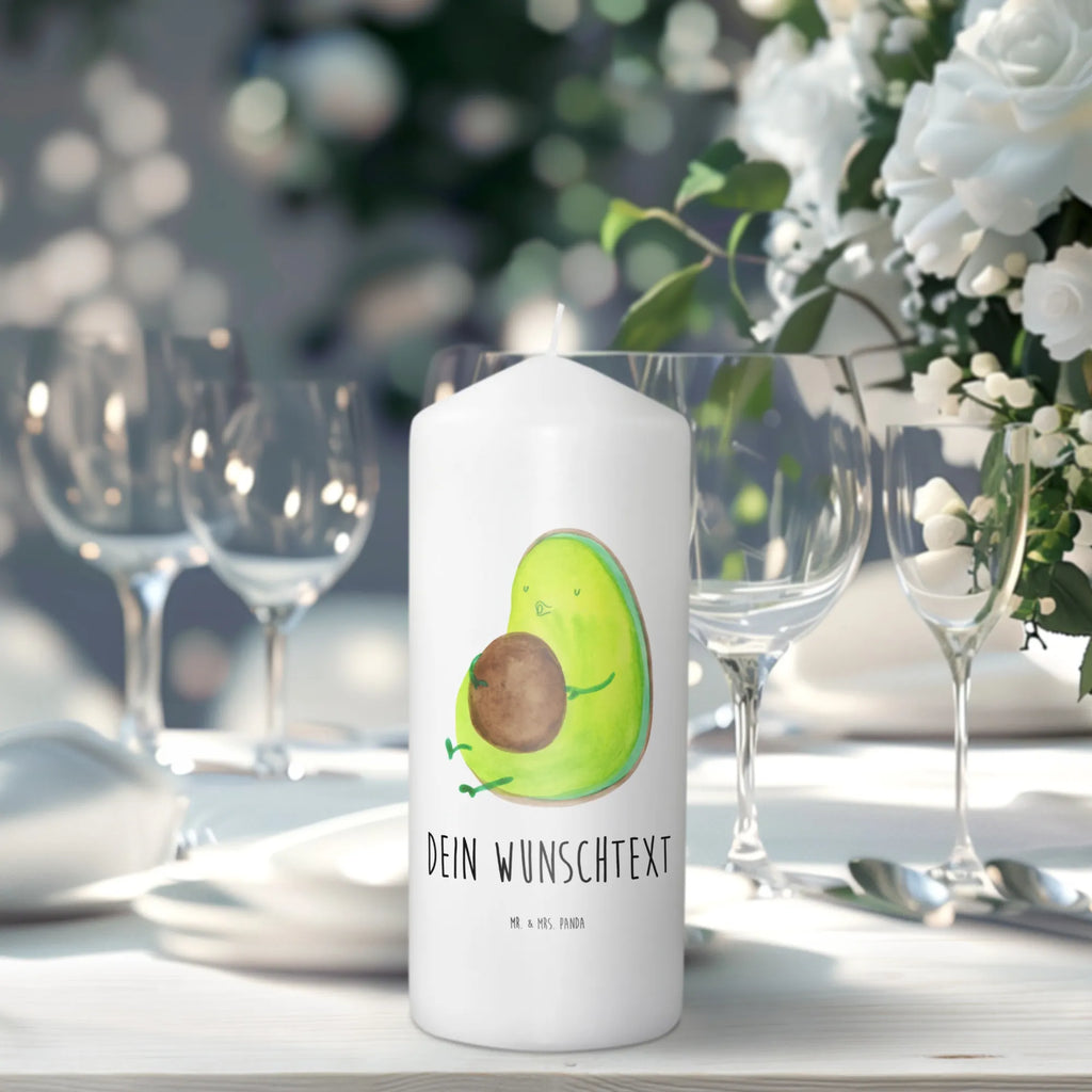 Personalisierte Kerze Avocado pfeift Votivkerze Mit Wunschname, Tischkerze Mit Namensdruck, Taufekerze Mit Namensgravur, Grabkerze Mit Namensgravur, Tafelkerze Mit Wunschname, Kerzen-Set Mit Namensgravur, Streukerze Mit Namensdruck, Sojawachskerze Mit Namensdruck, Gedenkkerze Mit Namen, Stumpenkerze Mit Namensgravur, Handgemachte Kerze Mit Wunschname, Holz-Kerze Mit Namen, Duftkerze Mit Namen, Kerze Mit Spruch Und Namen, Bio-Kerze Mit Wunschname, Schwimmkerze Mit Namen, Gastgeschenk Kerze Mit Namen, Kommunionkerze Mit Namen, Laternenkerze Mit Namensdruck, Stearinkerze Mit Gravur, Kerze Für Geburtstag Mit Wunschname, Osterkerze Mit Namen, Weihnachtskerze Mit Namensgravur, Personalisierte Kerze, Firmungskerze Mit Wunschname, Kerze Mit Namen, Kerze Mit Prägung Und Wunschname, Kerze Für Hochzeit Mit Namensgravur, Handgegossene Kerze Mit Namen, Glas-Kerze Mit Wunschname, Stabkerze Mit Gravur, Outdoor-Kerze Mit Namensgravur, Gartenkerze Mit Namen, Trauerkerze Mit Namen, LED-Kerze Mit Wunschname, Teelicht Mit Namensdruck, Bienenwachskerze Mit Wunschname, Andachtskerze Mit Namensgravur, Adventskerze Mit Wunschname, Metall-Kerze Mit Namensgravur, Blockkerze Mit Namensdruck, Fair-Trade-Kerze Mit Namensgravur, Avocado, Veggie, Vegan, Gesund, dick sein, Abnehmen, Diät, Ernährung