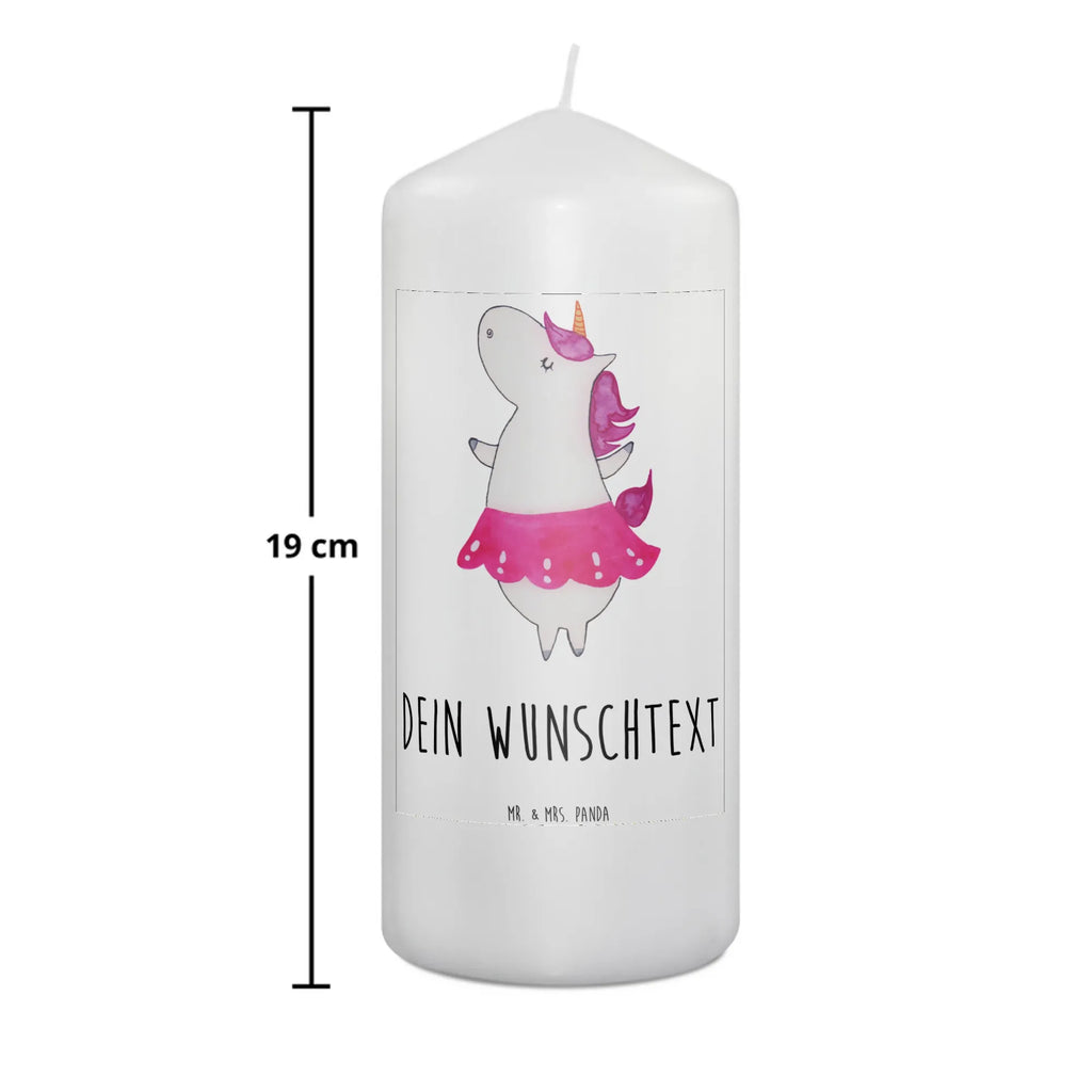 Personalisierte Kerze Einhorn Ballerina Weihnachtskerze Mit Namensgravur, Personalisierte Kerze, Kerze Für Geburtstag Mit Wunschname, Trauerkerze Mit Namen, Kerzen-Set Mit Namensgravur, Kerze Mit Prägung Und Wunschname, Stearinkerze Mit Gravur, Taufekerze Mit Namensgravur, Handgemachte Kerze Mit Wunschname, Fair-Trade-Kerze Mit Namensgravur, Laternenkerze Mit Namensdruck, Metall-Kerze Mit Namensgravur, Kerze Mit Namen, Stabkerze Mit Gravur, Blockkerze Mit Namensdruck, Stumpenkerze Mit Namensgravur, Schwimmkerze Mit Namen, Adventskerze Mit Wunschname, Sojawachskerze Mit Namensdruck, Holz-Kerze Mit Namen, Tischkerze Mit Namensdruck, Gartenkerze Mit Namen, Handgegossene Kerze Mit Namen, Glas-Kerze Mit Wunschname, Grabkerze Mit Namensgravur, Osterkerze Mit Namen, Streukerze Mit Namensdruck, Duftkerze Mit Namen, Kerze Mit Spruch Und Namen, Gastgeschenk Kerze Mit Namen, Andachtskerze Mit Namensgravur, LED-Kerze Mit Wunschname, Kommunionkerze Mit Namen, Bienenwachskerze Mit Wunschname, Firmungskerze Mit Wunschname, Outdoor-Kerze Mit Namensgravur, Bio-Kerze Mit Wunschname, Gedenkkerze Mit Namen, Tafelkerze Mit Wunschname, Teelicht Mit Namensdruck, Kerze Für Hochzeit Mit Namensgravur, Votivkerze Mit Wunschname, Einhorn, Einhörner, Einhorn Deko, Unicorn, Lebenslust, Spaß, Ballerina, Feiern, Wohnung, Tänzerin, Tanzen, Party, Lebensfreude, Geburtstag
