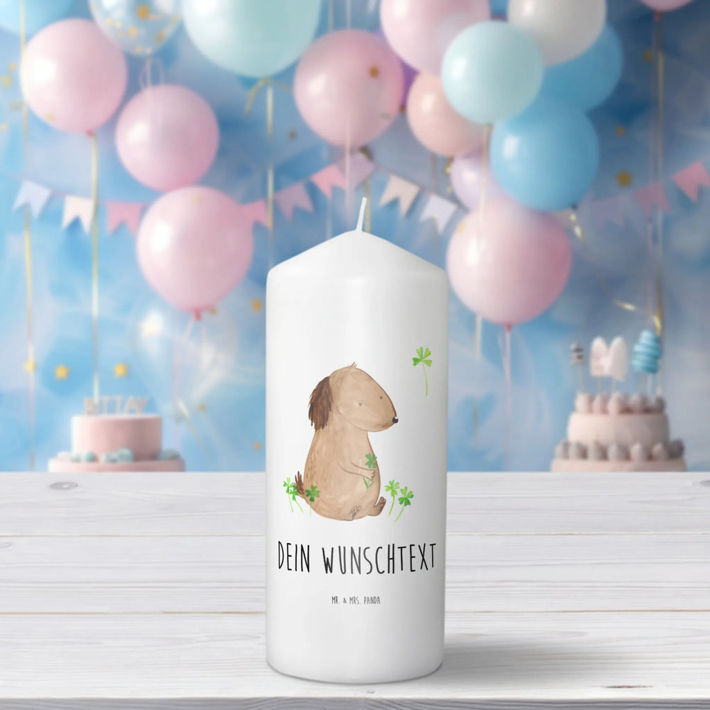 Personalizowana świeca pies koniczyna Personalisierte Kerze, Sojawachskerze Mit Namensdruck, Gedenkkerze Mit Namen, Votivkerze Mit Wunschname, Stumpenkerze Mit Namensgravur, Kerze Mit Namen, Holz-Kerze Mit Namen, Tafelkerze Mit Wunschname, Teelicht Mit Namensdruck, Glas-Kerze Mit Wunschname, Blockkerze Mit Namensdruck, LED-Kerze Mit Wunschname, Kommunionkerze Mit Namen, Bio-Kerze Mit Wunschname, Gastgeschenk Kerze Mit Namen, Tischkerze Mit Namensdruck, Firmungskerze Mit Wunschname, Handgemachte Kerze Mit Wunschname, Trauerkerze Mit Namen, Kerze Für Hochzeit Mit Namensgravur, Metall-Kerze Mit Namensgravur, Bienenwachskerze Mit Wunschname, Kerze Für Geburtstag Mit Wunschname, Andachtskerze Mit Namensgravur, Duftkerze Mit Namen, Stabkerze Mit Gravur, Streukerze Mit Namensdruck, Weihnachtskerze Mit Namensgravur, Taufekerze Mit Namensgravur, Schwimmkerze Mit Namen, Handgegossene Kerze Mit Namen, Outdoor-Kerze Mit Namensgravur, Gartenkerze Mit Namen, Kerzen-Set Mit Namensgravur, Grabkerze Mit Namensgravur, Adventskerze Mit Wunschname, Kerze Mit Spruch Und Namen, Laternenkerze Mit Namensdruck, Kerze Mit Prägung Und Wunschname, Fair-Trade-Kerze Mit Namensgravur, Stearinkerze Mit Gravur, Osterkerze Mit Namen, Sprüche, Hund, Hunderasse, Hundebesitzer, Hundemotiv, Haustier, Tierliebhaber, Motivation, Geschenk, Tagträume, Neuanfang, Glücksbringer, Glück, Selbstliebe, Kleeblatt, Achtsamkeit