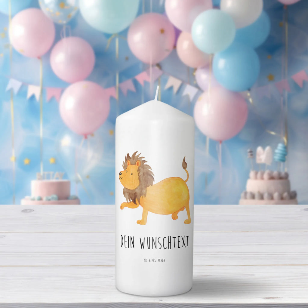 Personalisierte Kerze Sternzeichen Löwe Gartenkerze Mit Namen, Stabkerze Mit Gravur, Tafelkerze Mit Wunschname, Handgemachte Kerze Mit Wunschname, Stumpenkerze Mit Namensgravur, Taufekerze Mit Namensgravur, Schwimmkerze Mit Namen, Kerze Mit Spruch Und Namen, Blockkerze Mit Namensdruck, Gastgeschenk Kerze Mit Namen, Kerze Mit Namen, Kerze Für Hochzeit Mit Namensgravur, Kommunionkerze Mit Namen, Kerze Mit Prägung Und Wunschname, Holz-Kerze Mit Namen, Andachtskerze Mit Namensgravur, Votivkerze Mit Wunschname, Handgegossene Kerze Mit Namen, Kerzen-Set Mit Namensgravur, Metall-Kerze Mit Namensgravur, Adventskerze Mit Wunschname, Fair-Trade-Kerze Mit Namensgravur, Stearinkerze Mit Gravur, Weihnachtskerze Mit Namensgravur, Bio-Kerze Mit Wunschname, Duftkerze Mit Namen, LED-Kerze Mit Wunschname, Tischkerze Mit Namensdruck, Teelicht Mit Namensdruck, Grabkerze Mit Namensgravur, Kerze Für Geburtstag Mit Wunschname, Sojawachskerze Mit Namensdruck, Personalisierte Kerze, Osterkerze Mit Namen, Gedenkkerze Mit Namen, Glas-Kerze Mit Wunschname, Bienenwachskerze Mit Wunschname, Laternenkerze Mit Namensdruck, Firmungskerze Mit Wunschname, Streukerze Mit Namensdruck, Trauerkerze Mit Namen, Outdoor-Kerze Mit Namensgravur, Tierkreiszeichen, Sternzeichen, Horoskop, Astrologie, Aszendent, Geburtstag Juli, König der Tiere, Geschenk August, Löwe Geschenk, Geburtstag August, Löwe Sternzeichen, Geschenk Juli